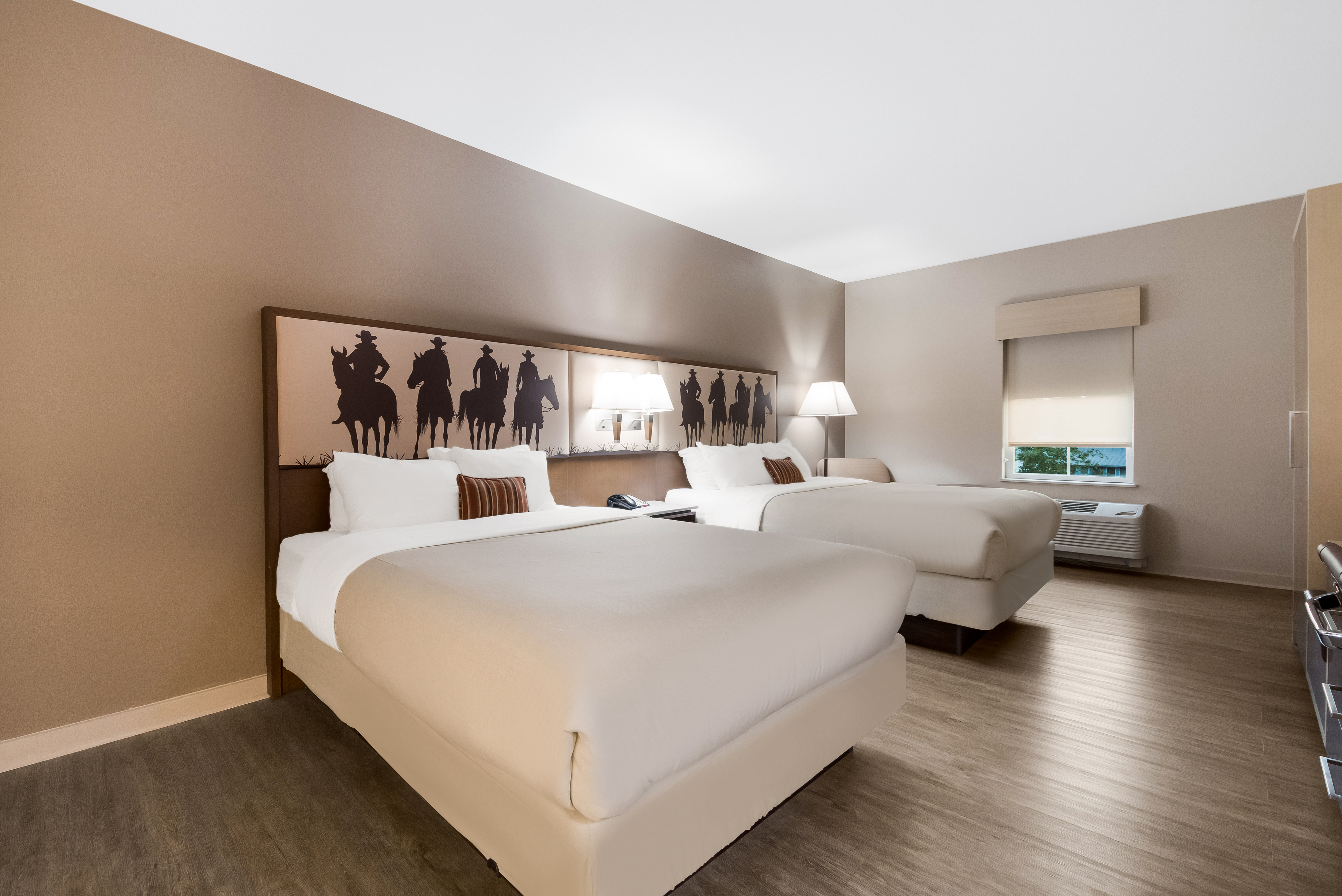 Suite Two Queen Beds