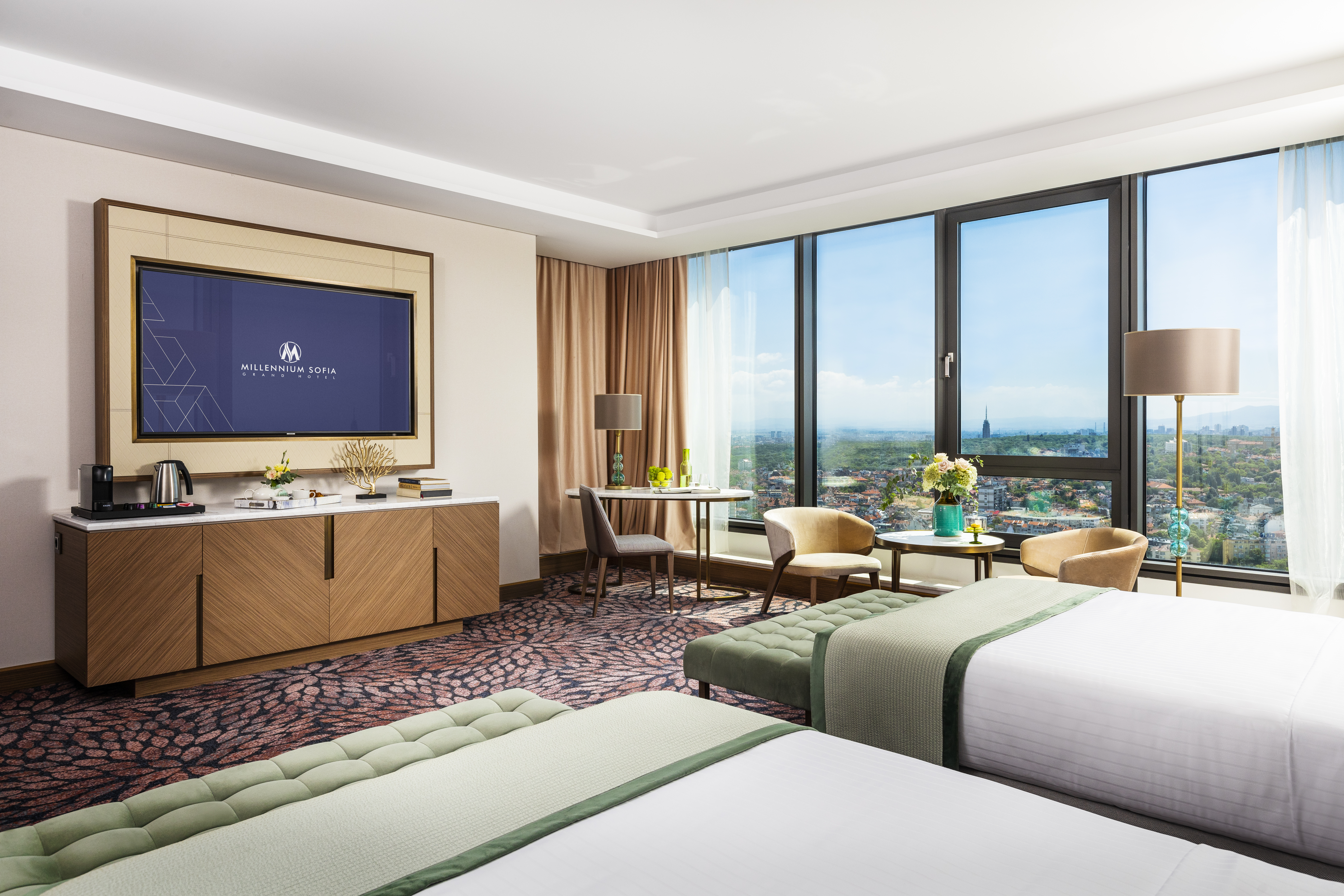 Double Connecting Room