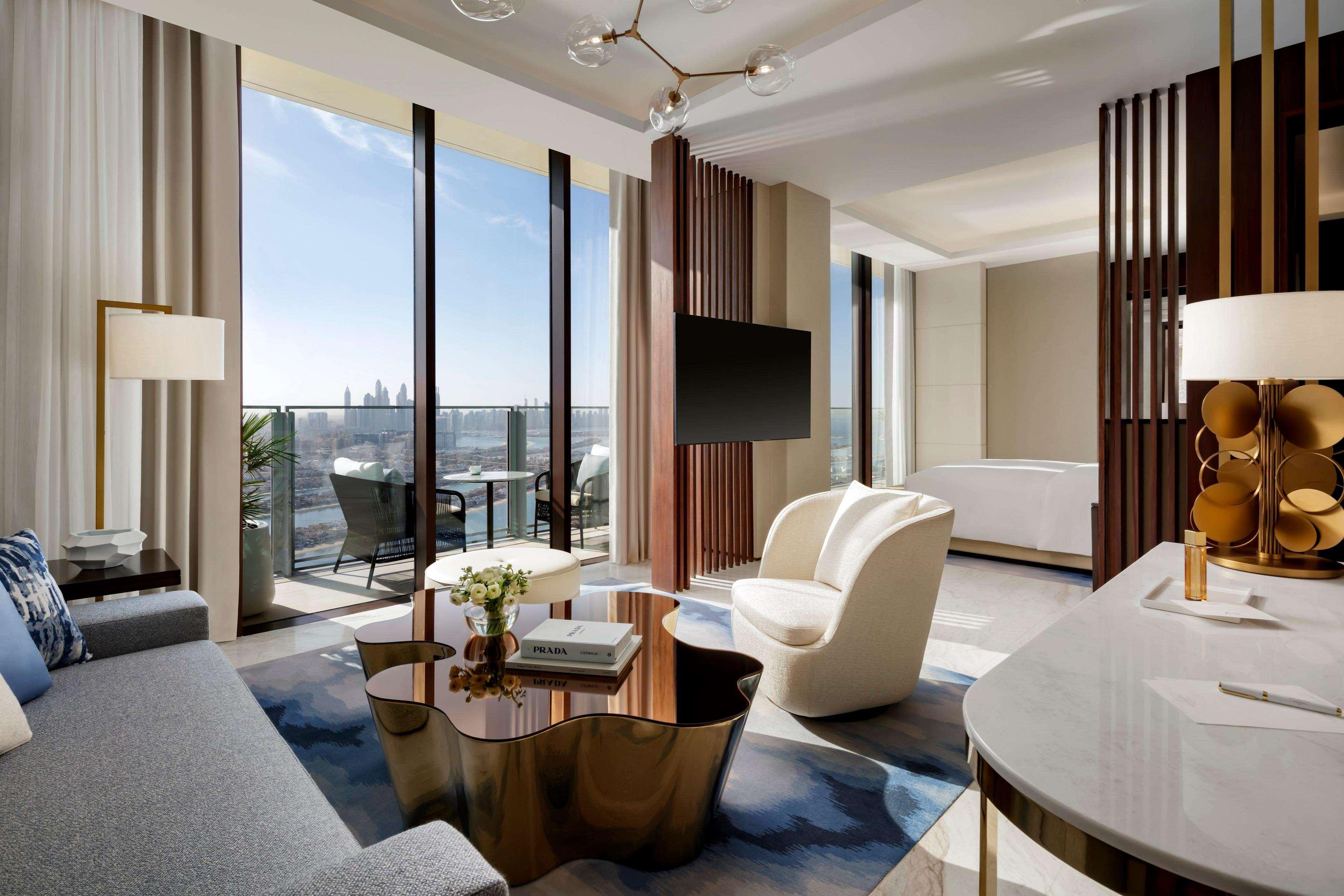 Suite with Views