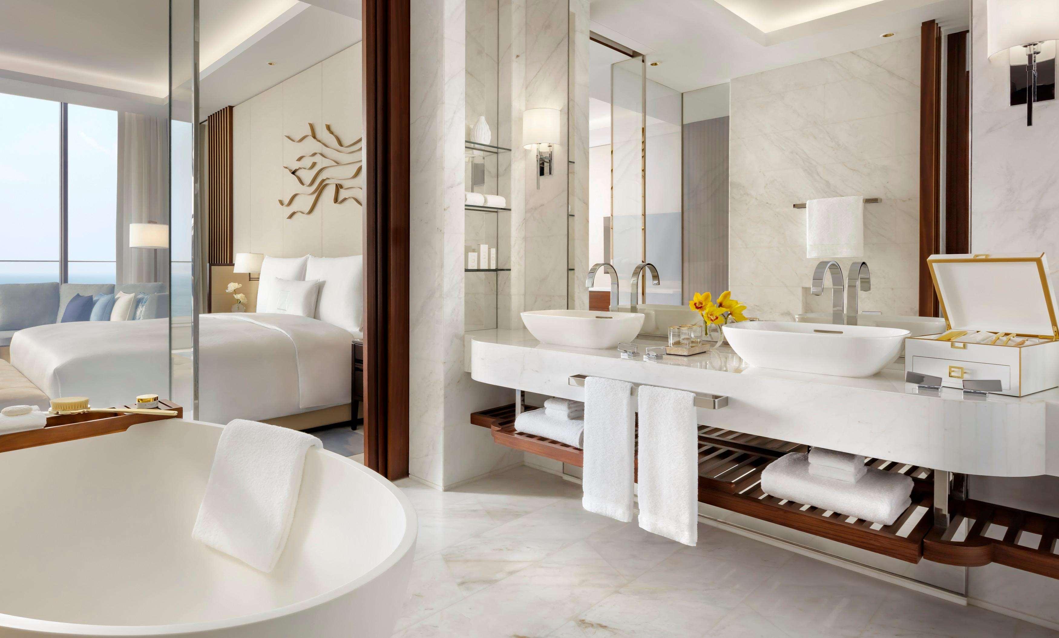 Double Club King Bed