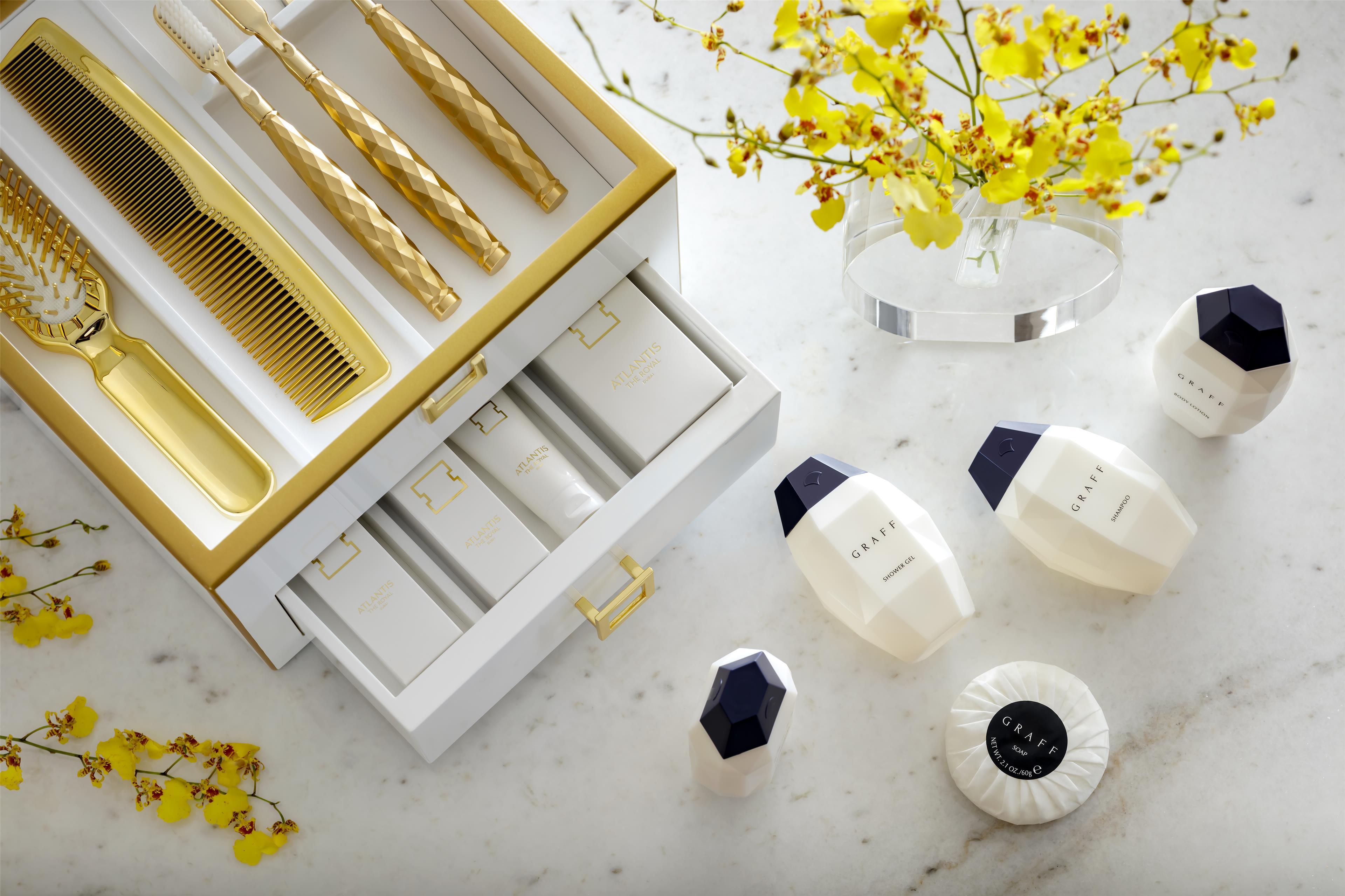 Double Club Queen Bed