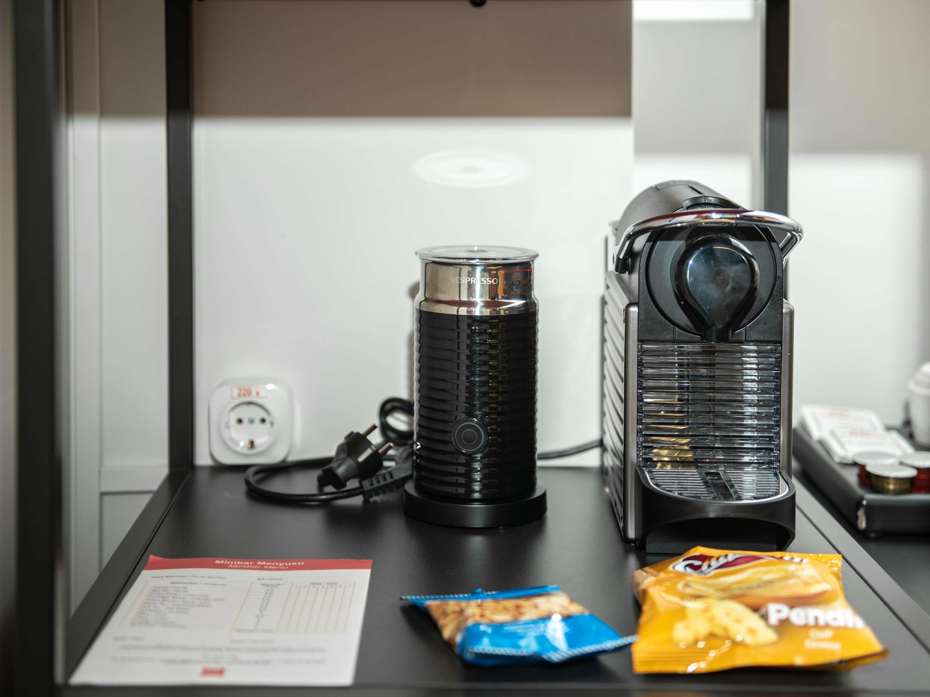 Family Room King Size Bed