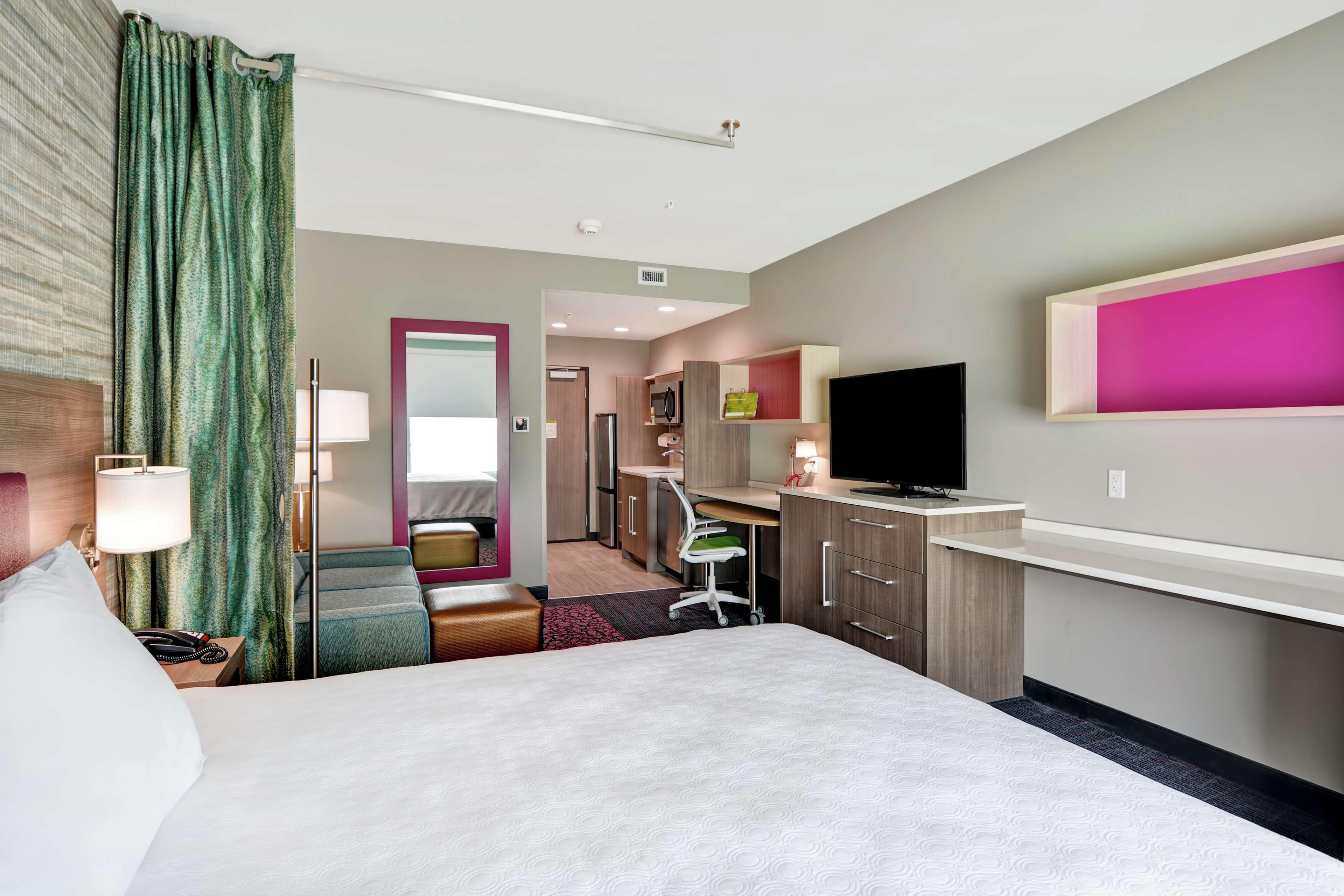 Studio King Size Bed