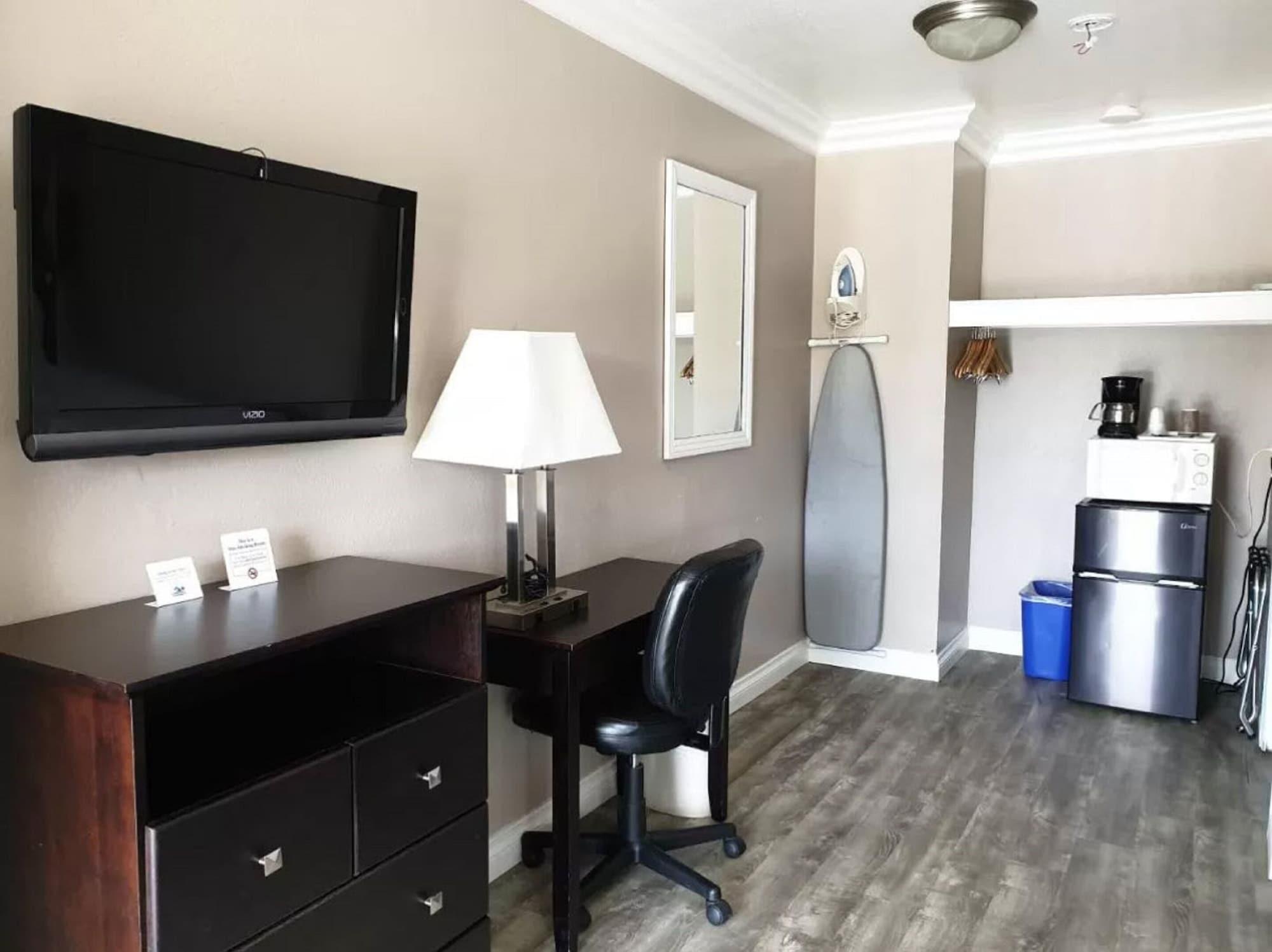 Single Queen Size Bed