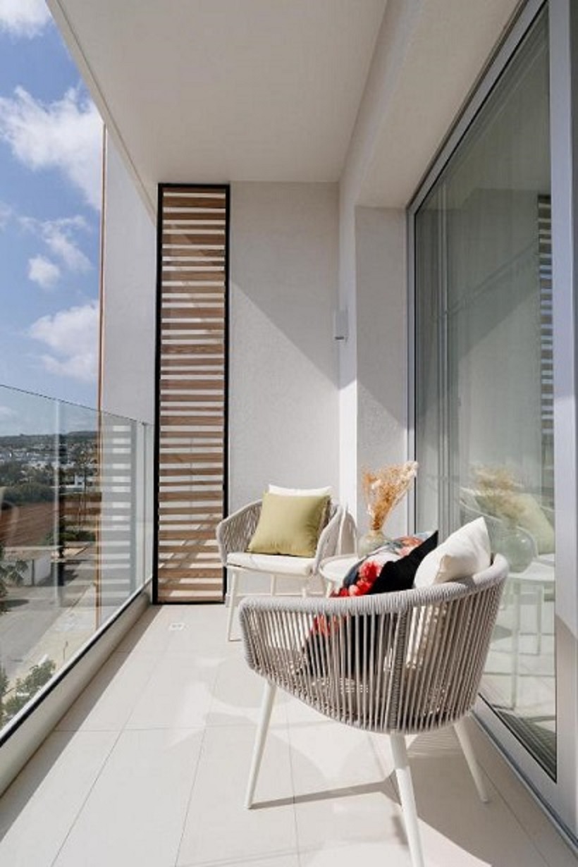 Double or Twin Superior Side Sea View