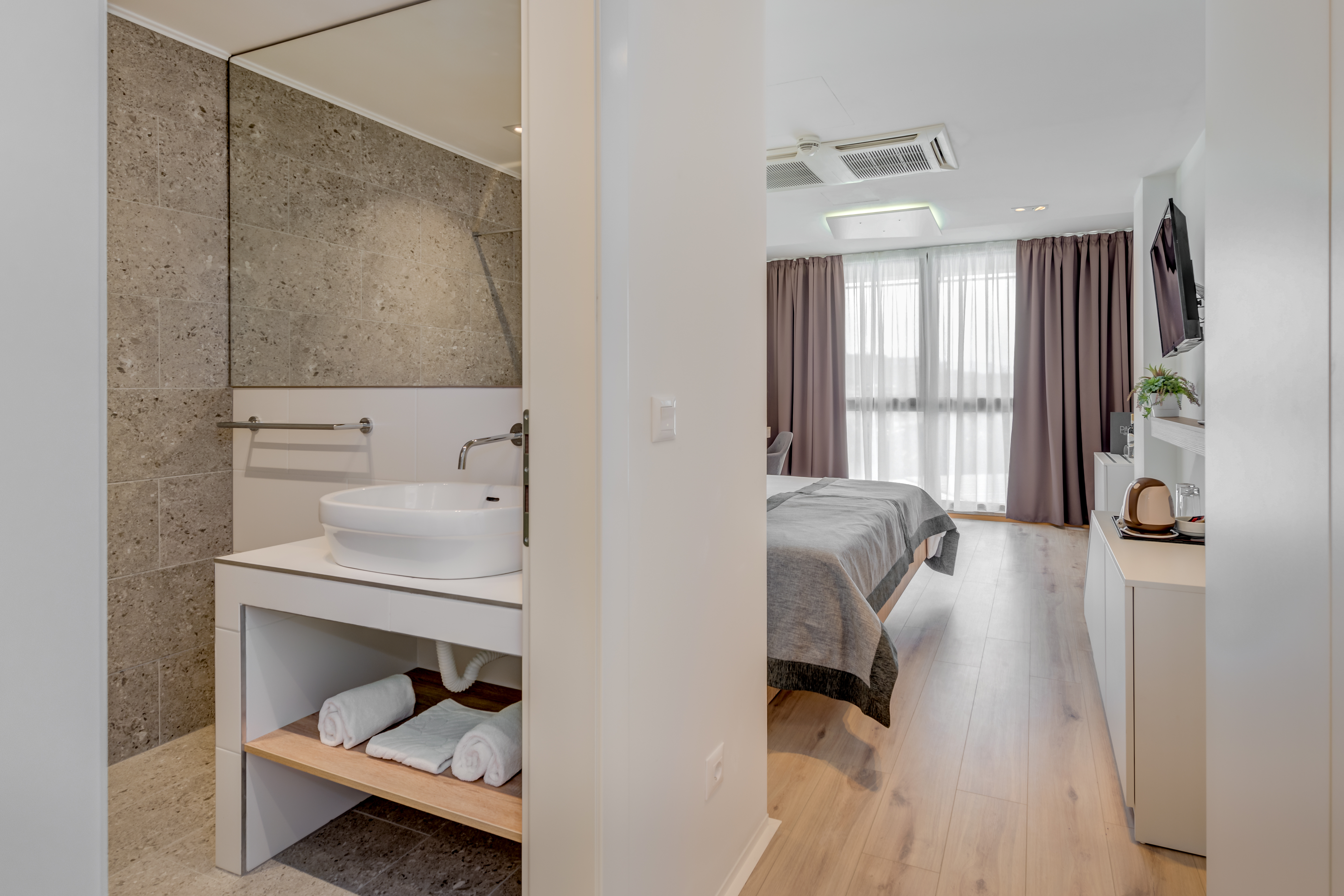 Double Superior Sea View