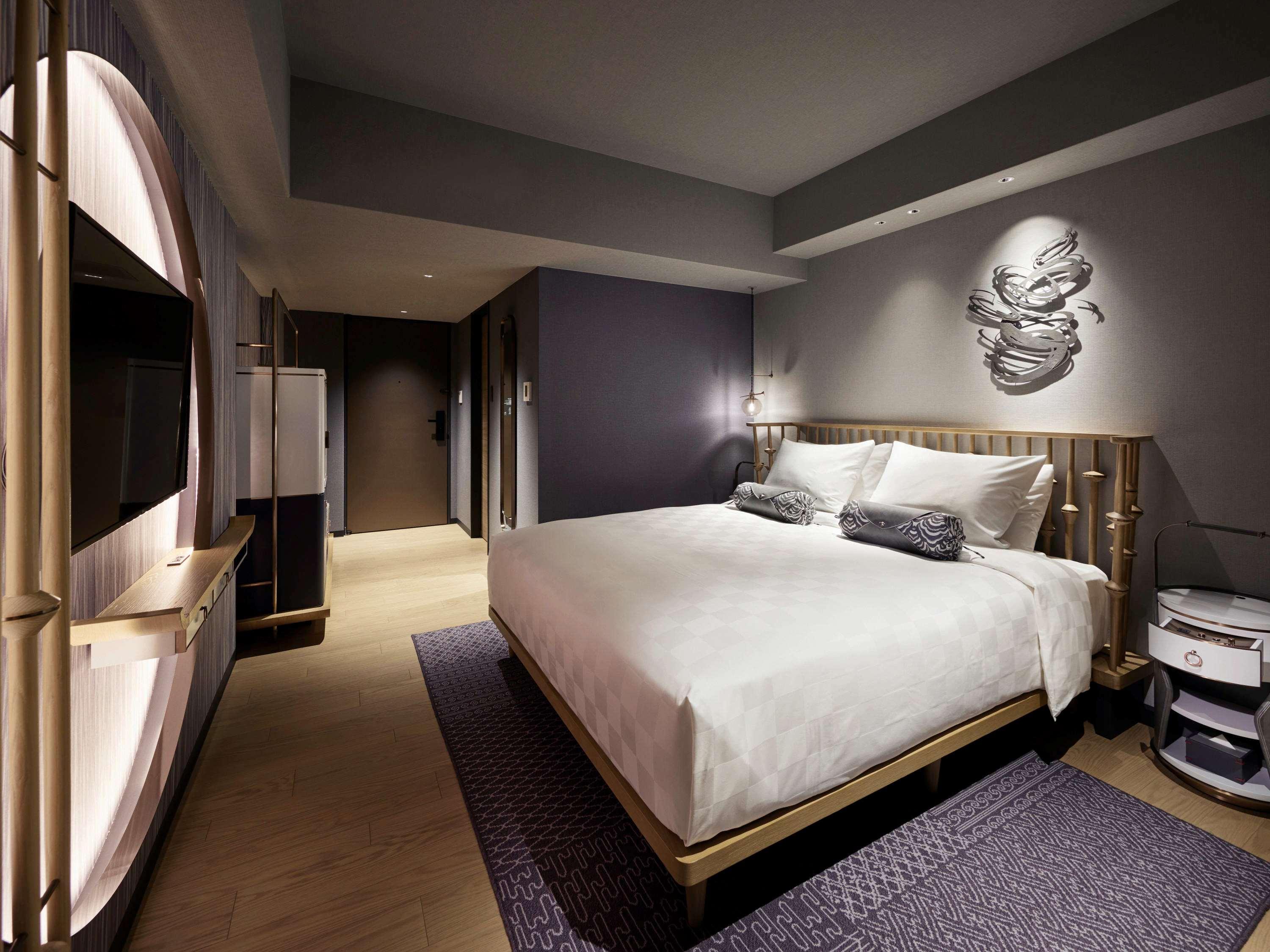 Room Deluxe King Bed