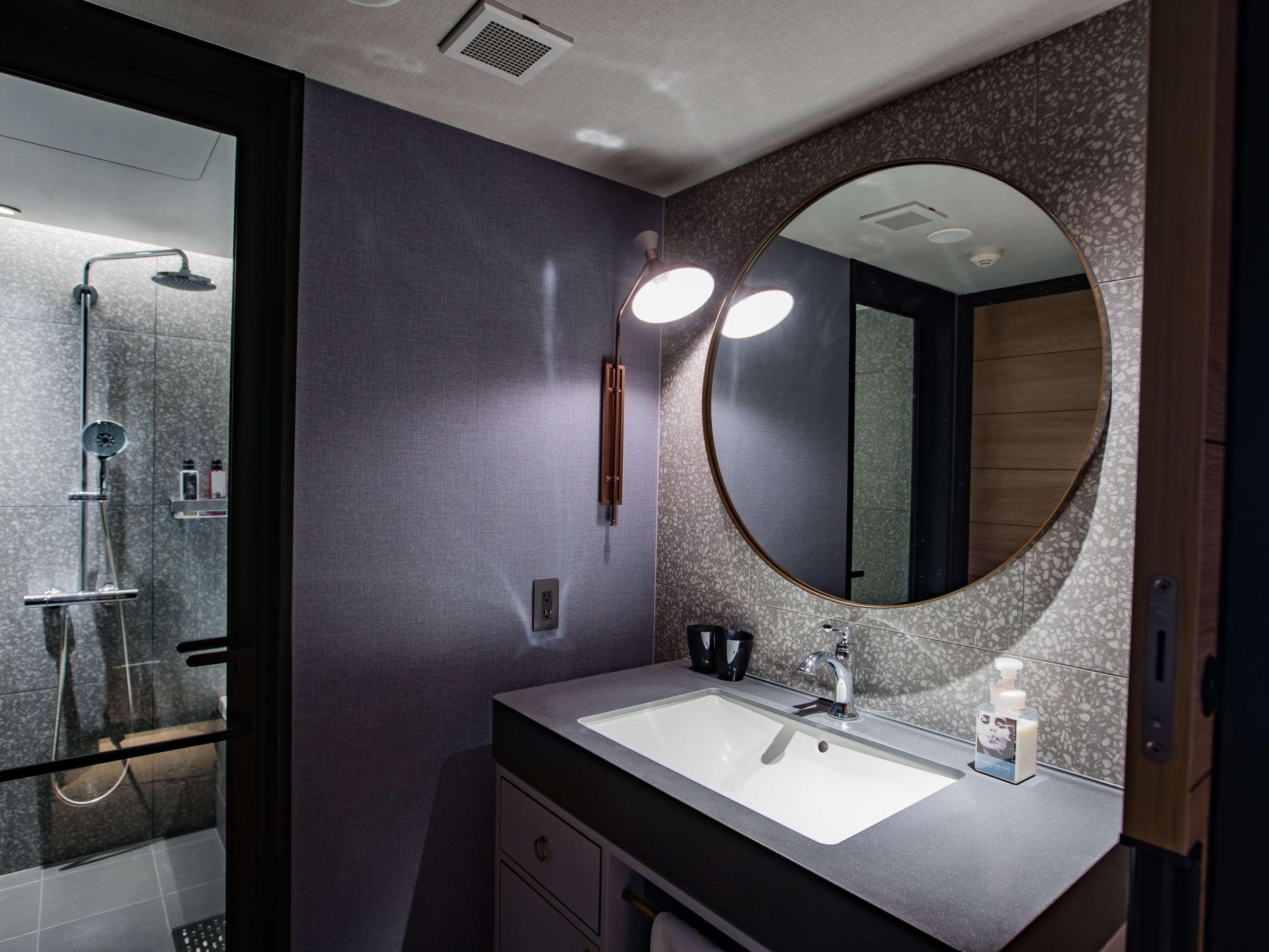 Room Deluxe King Bed