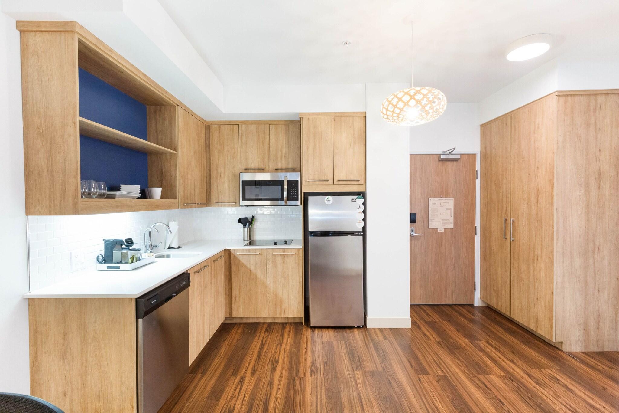 Suite King Bed One Bedroom 