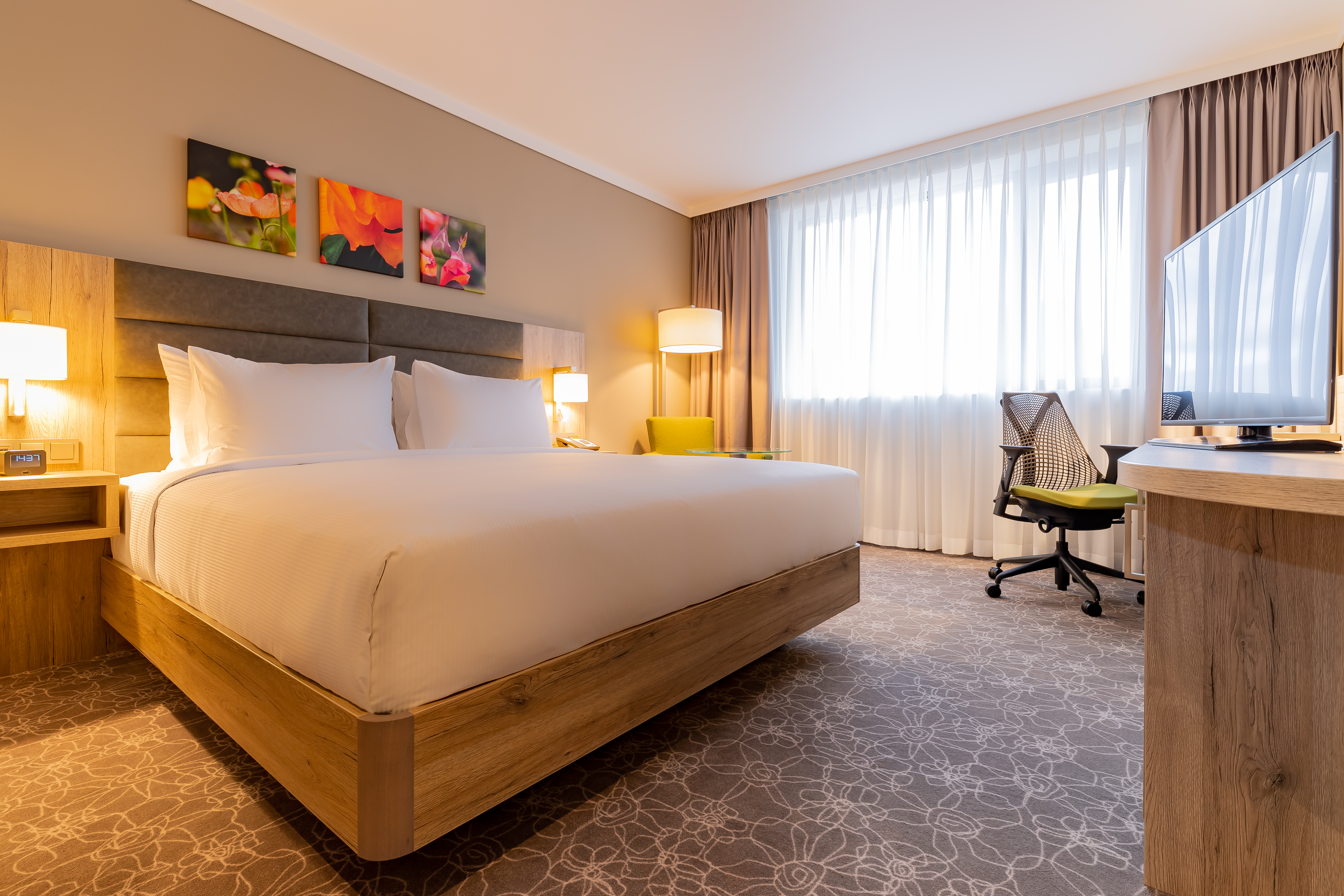 Double Guest Room King Bed