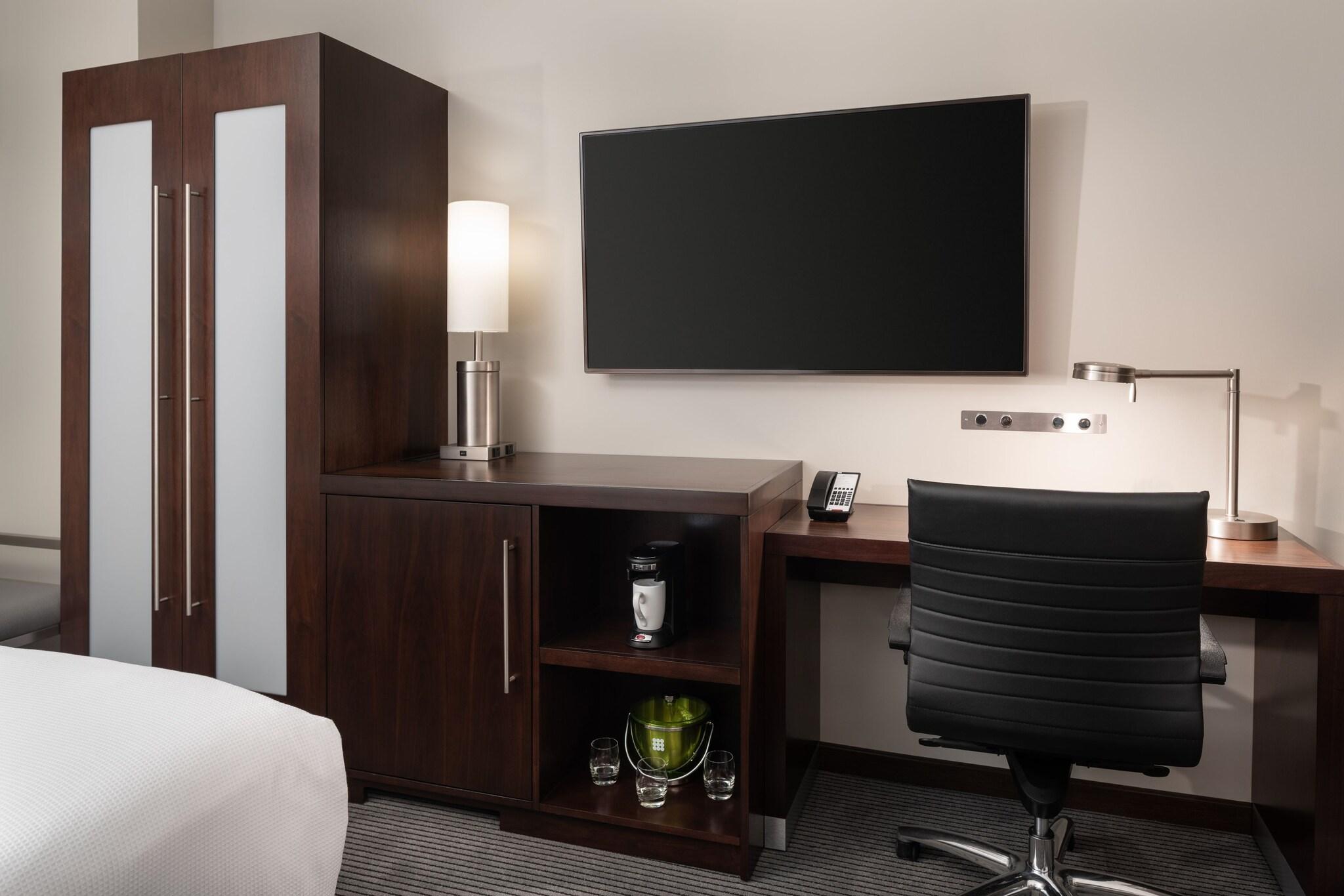 Quadruple Two Queen Beds