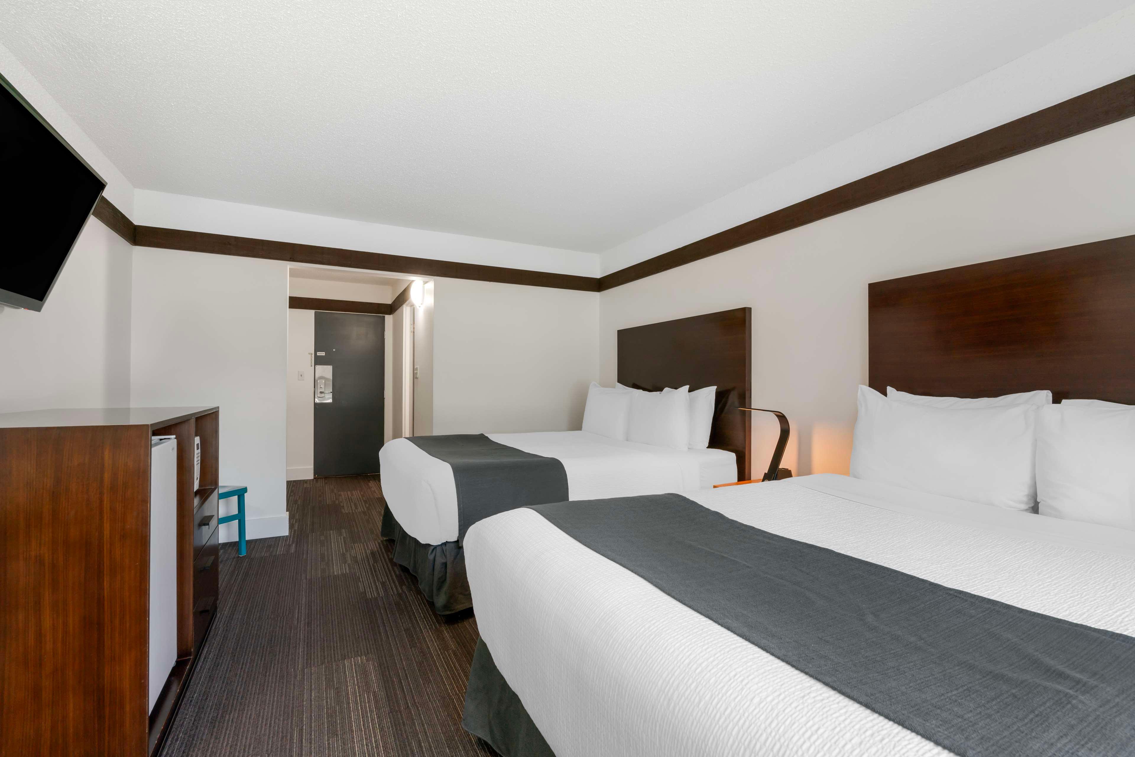 Room Two Queen Beds Non Smoking