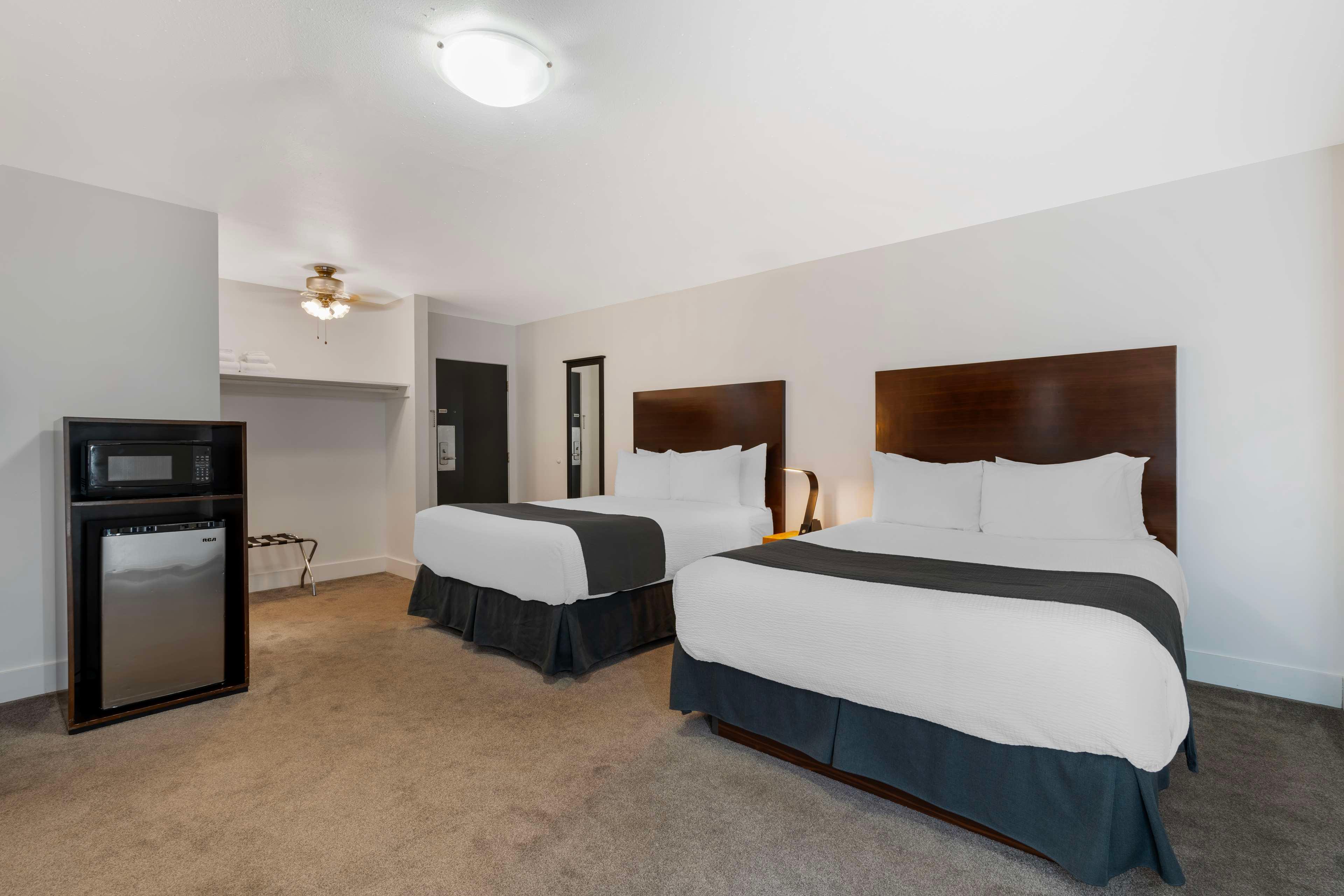Room Two Queen Beds Non Smoking