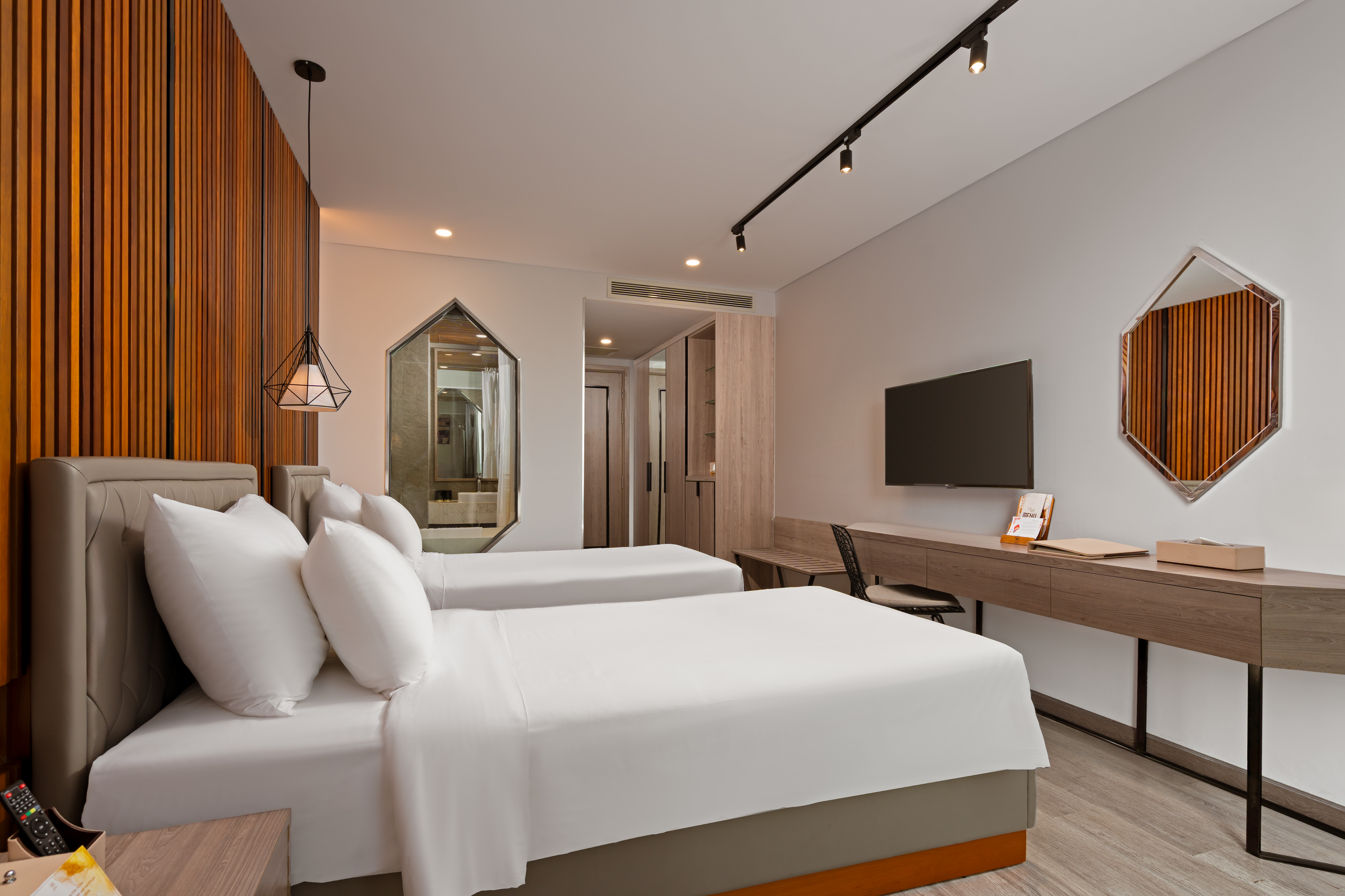 Twin Deluxe River View