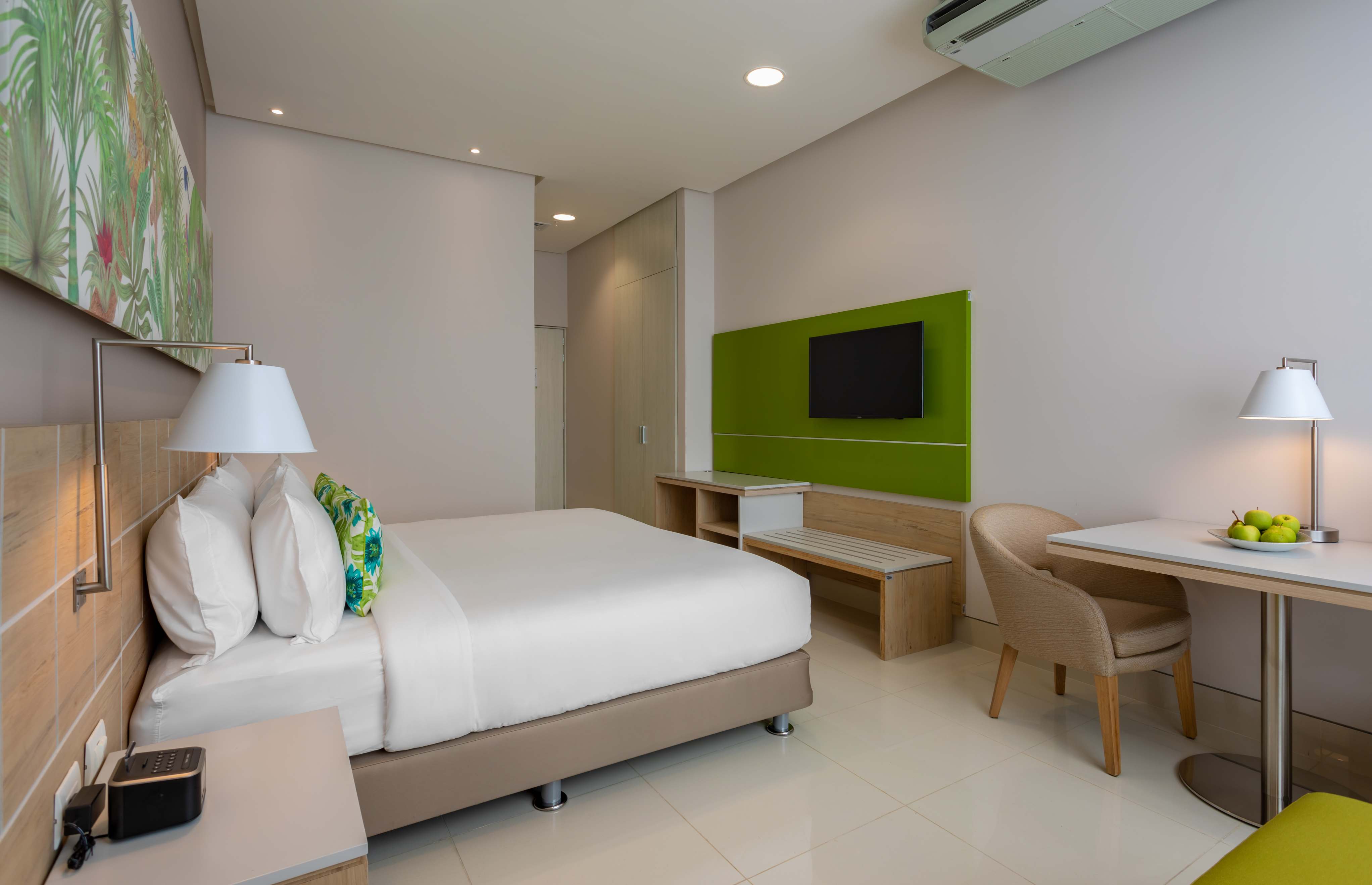 Junior Suite Business