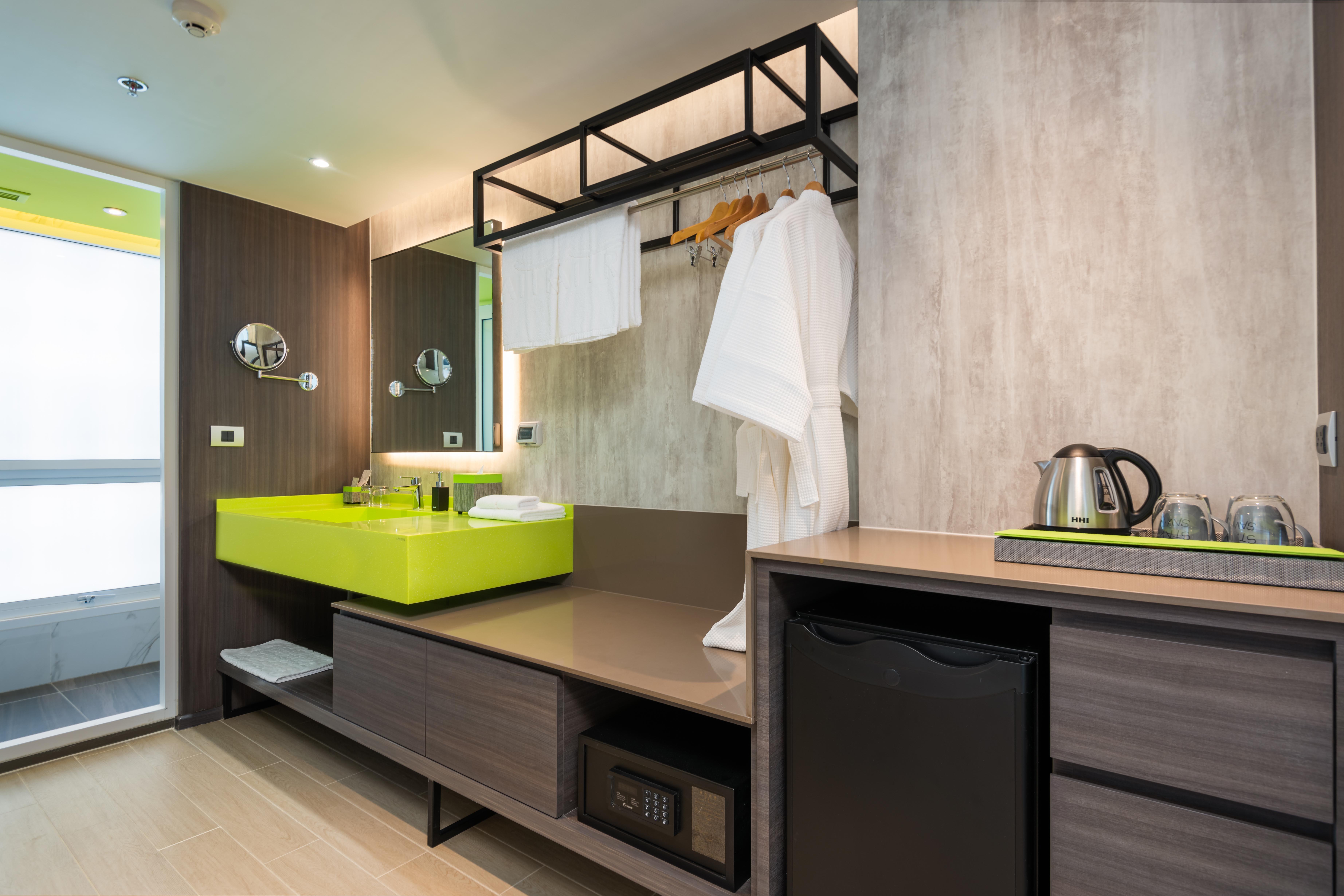 Double Deluxe City View