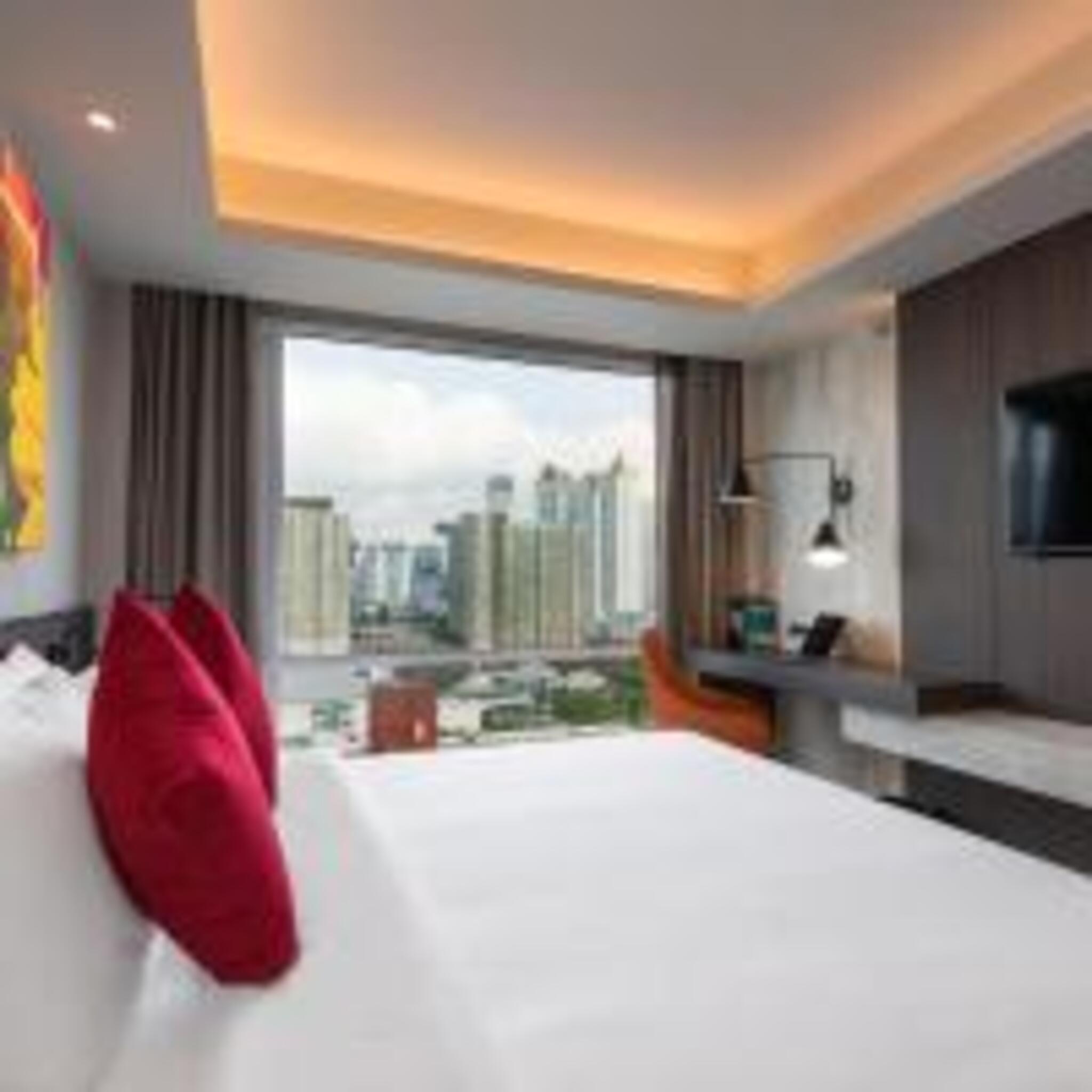 Double Premium Garden View