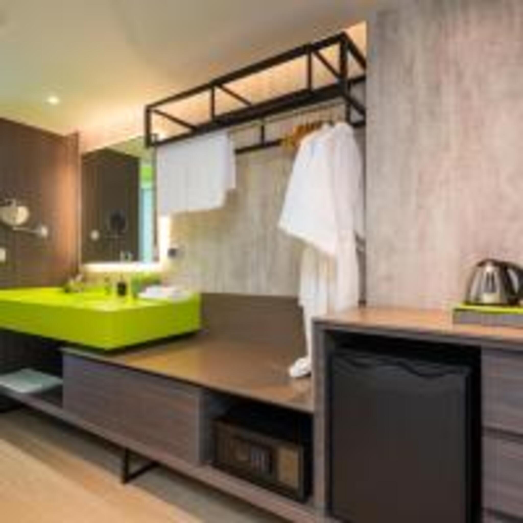 Twin Premium Garden View