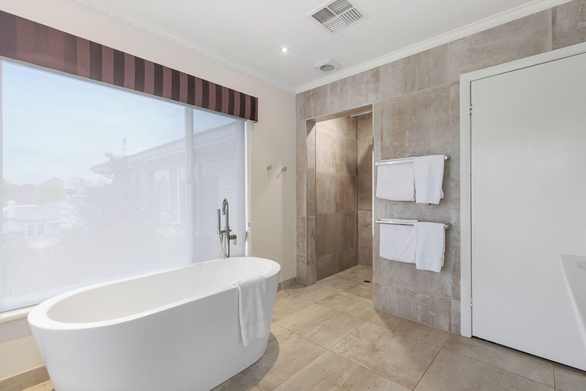 House Two Queen Beds