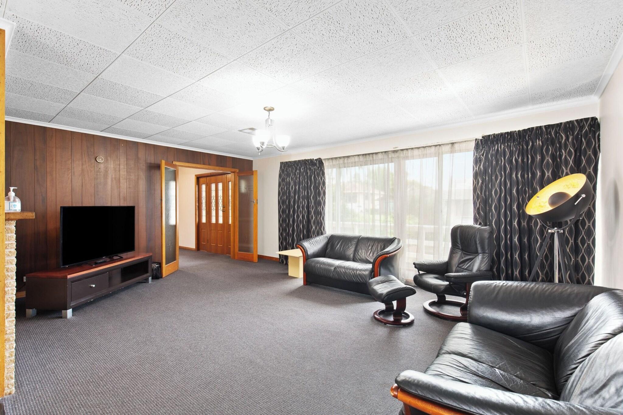 House Two Queen Beds