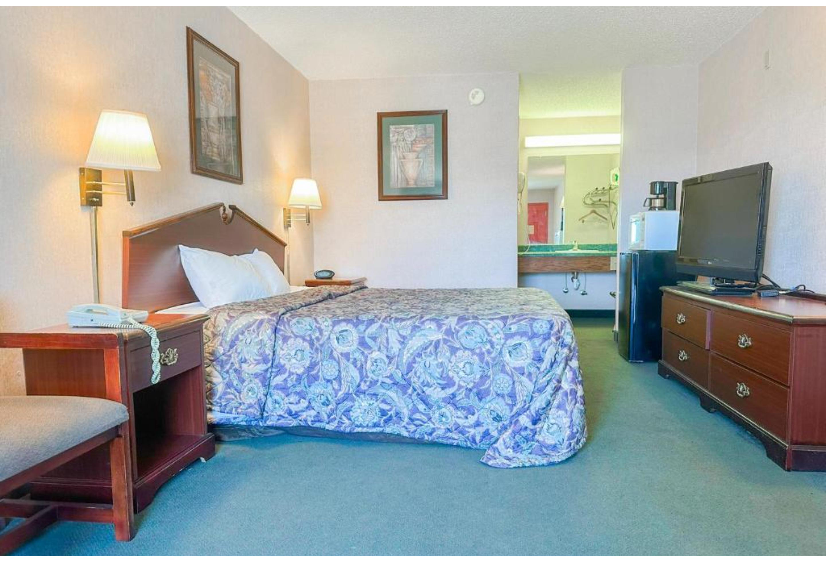 Room King Bed Non Smoking