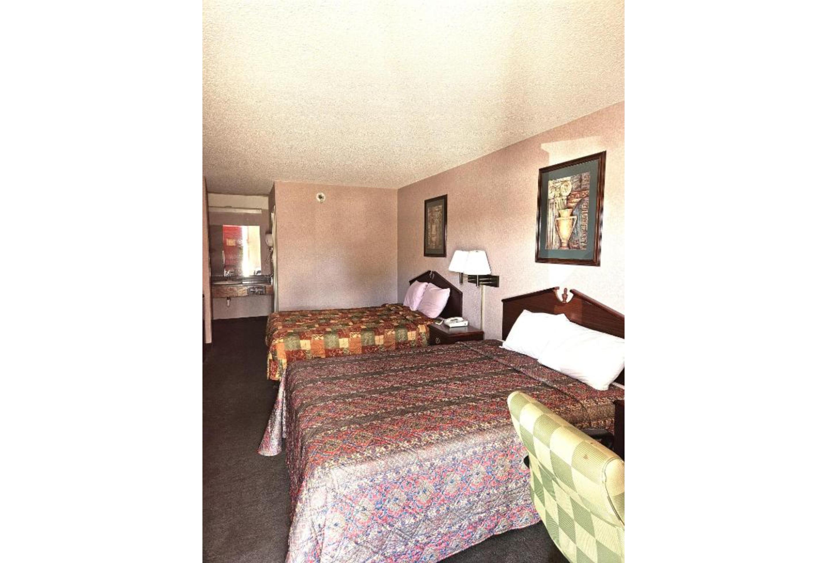 Room Two Double Beds Smoking