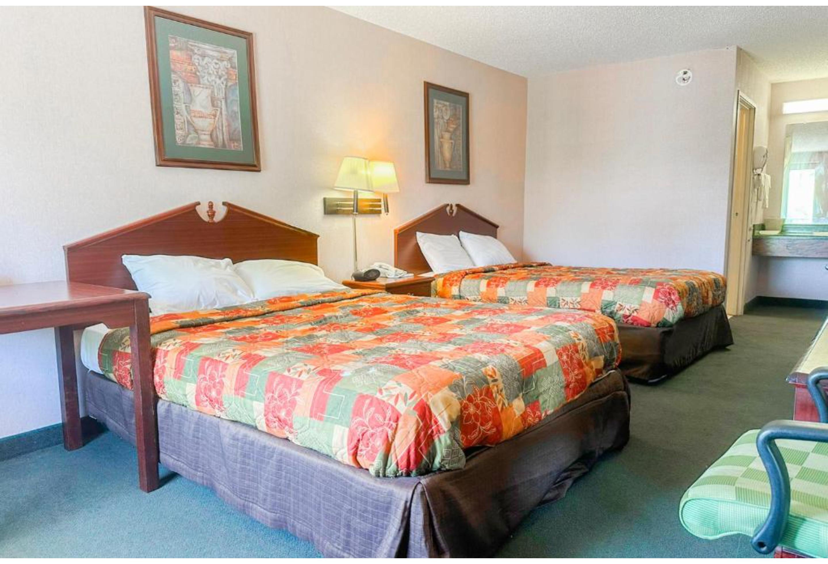 Room Two Double Beds Non Smoking