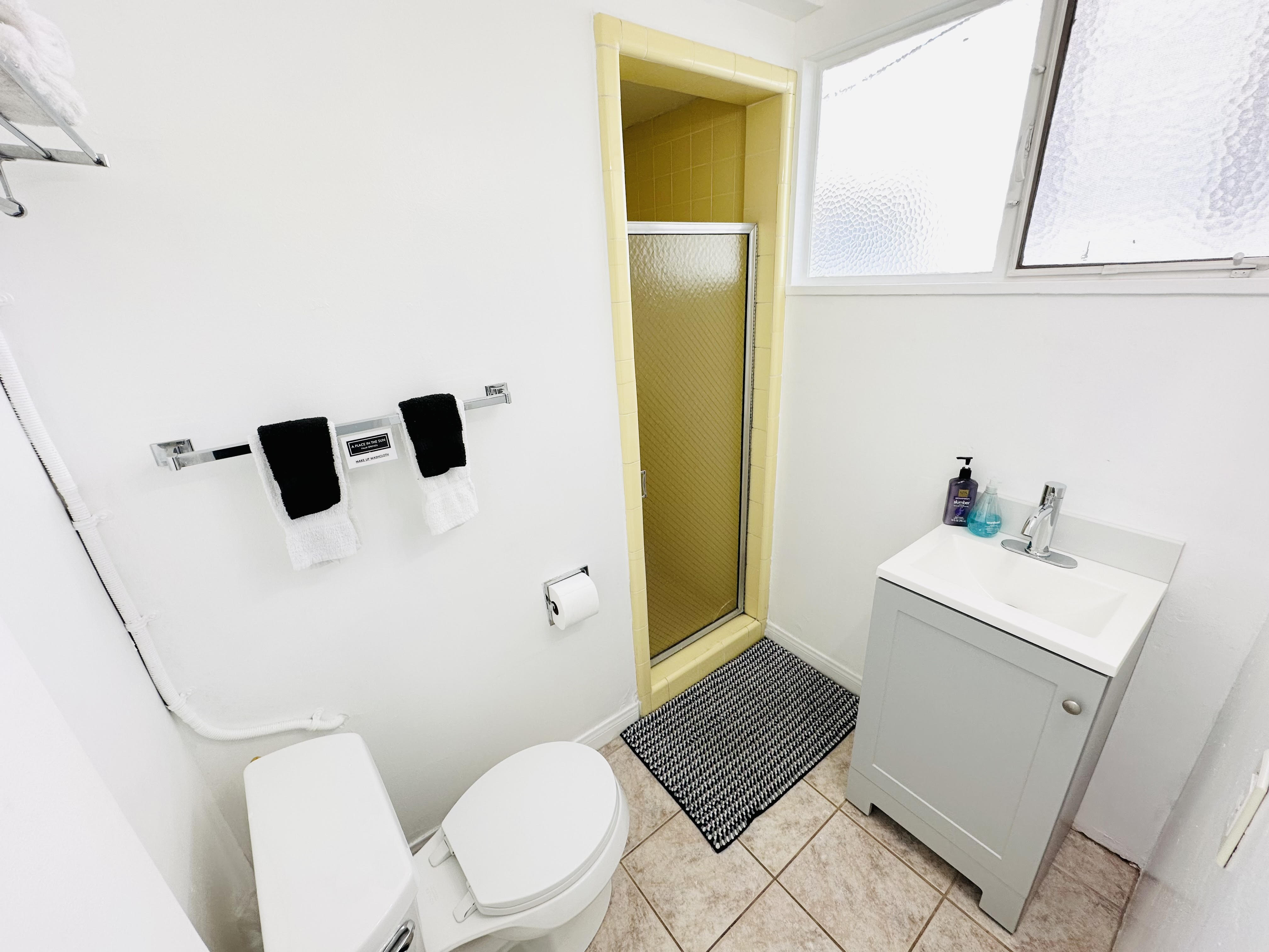 Studio with Kitchenette