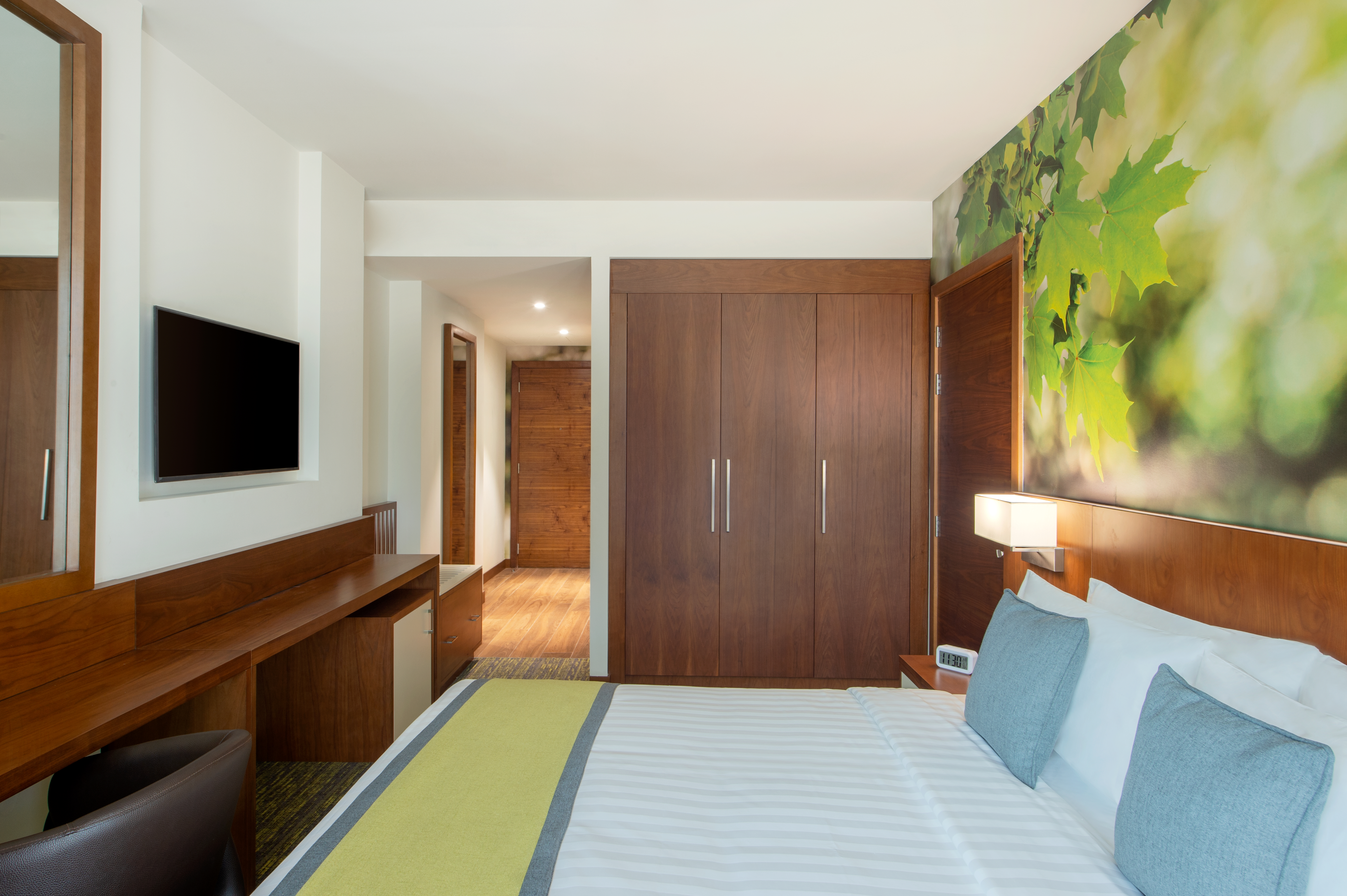 Double or Twin Standard