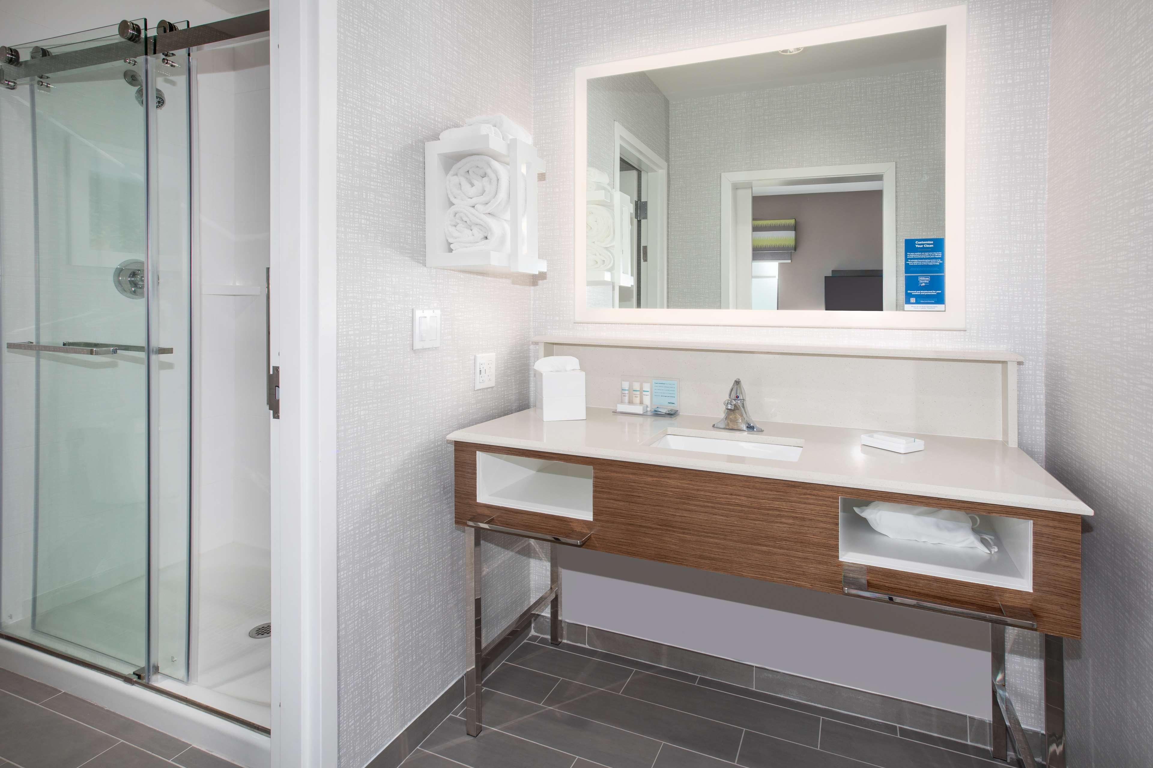 Studio King Size Bed