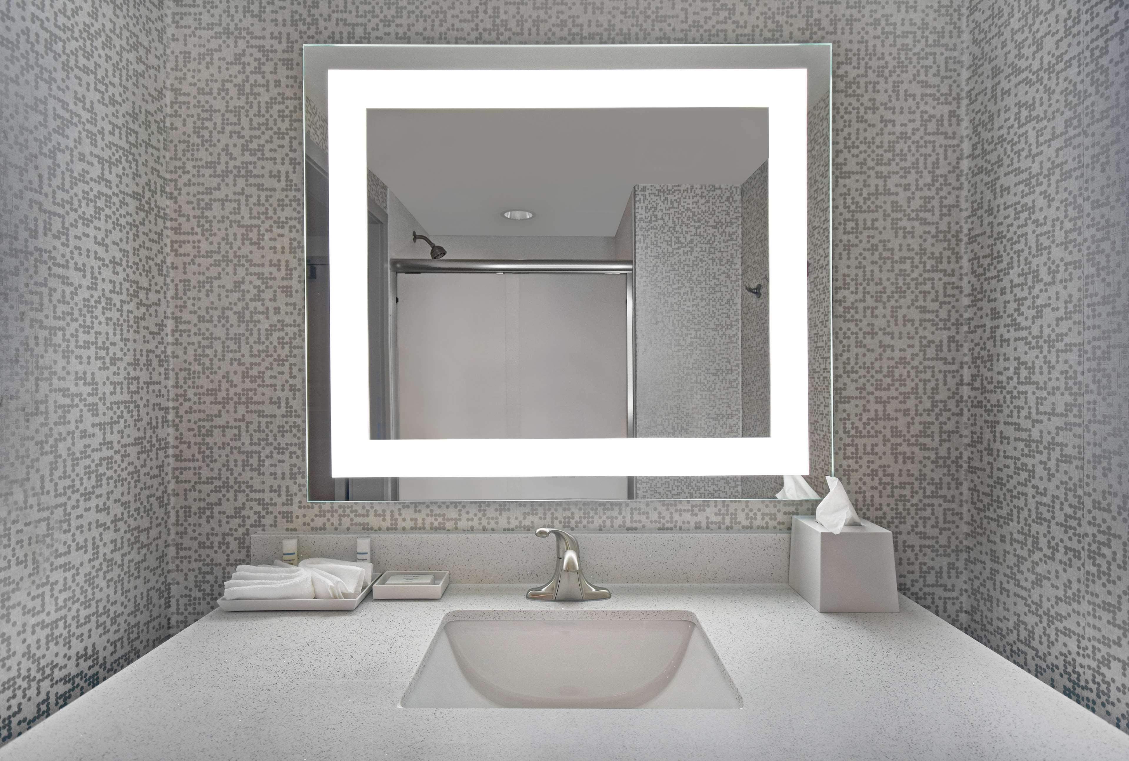 Studio King Size Bed