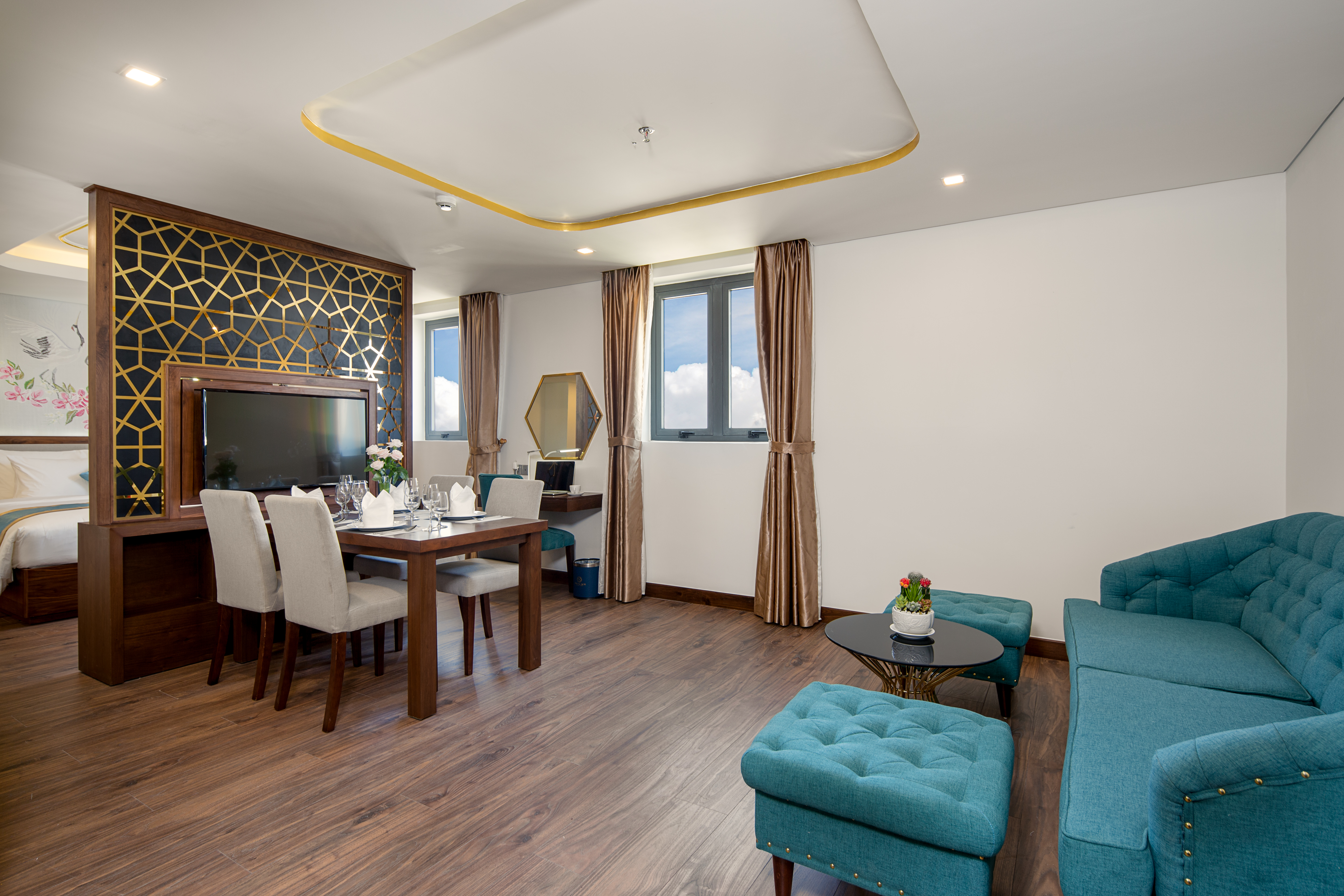 Junior Suite King Size Bed