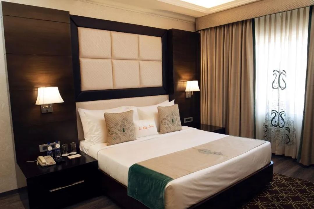 Double or Twin Standard