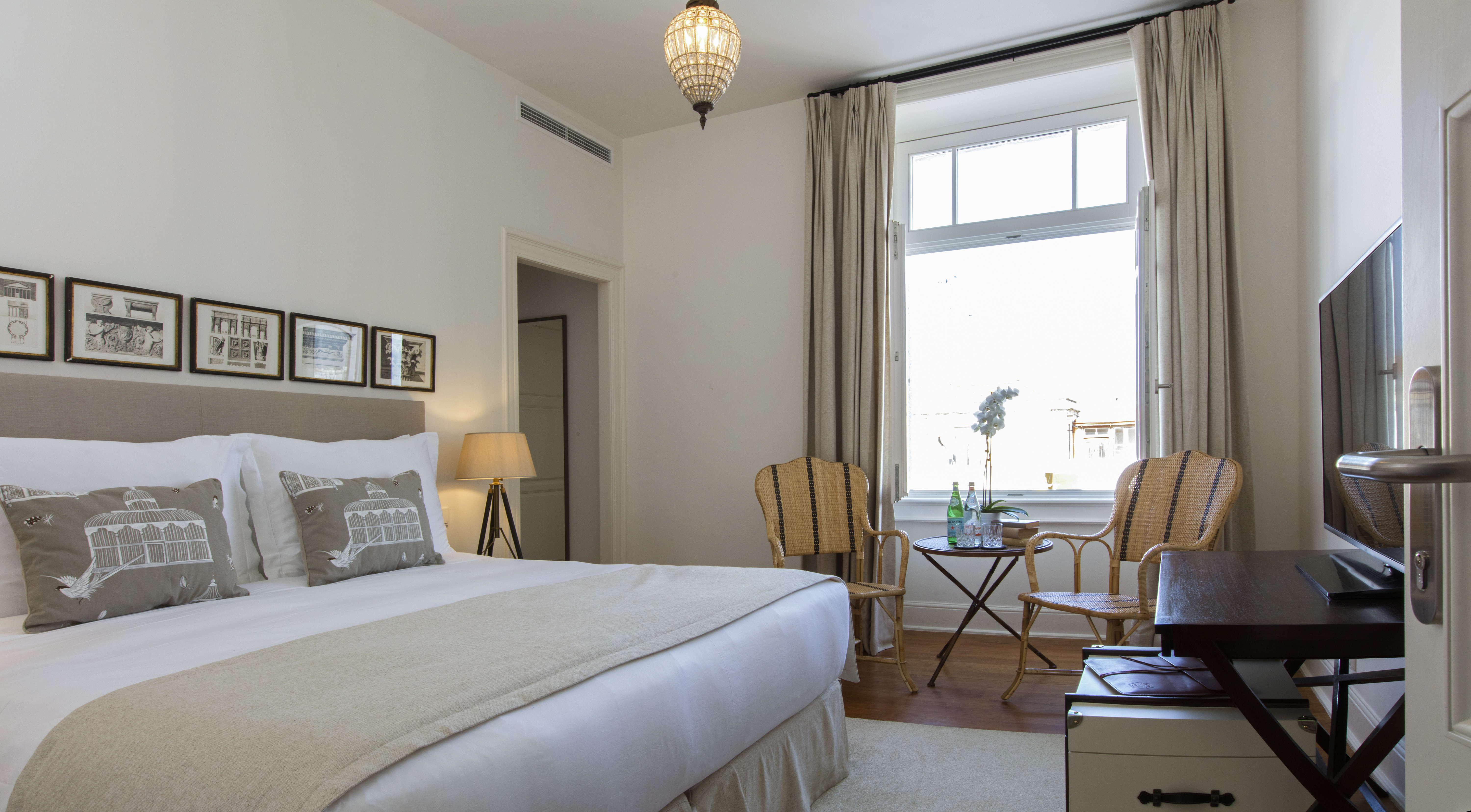 Double or Twin Standard