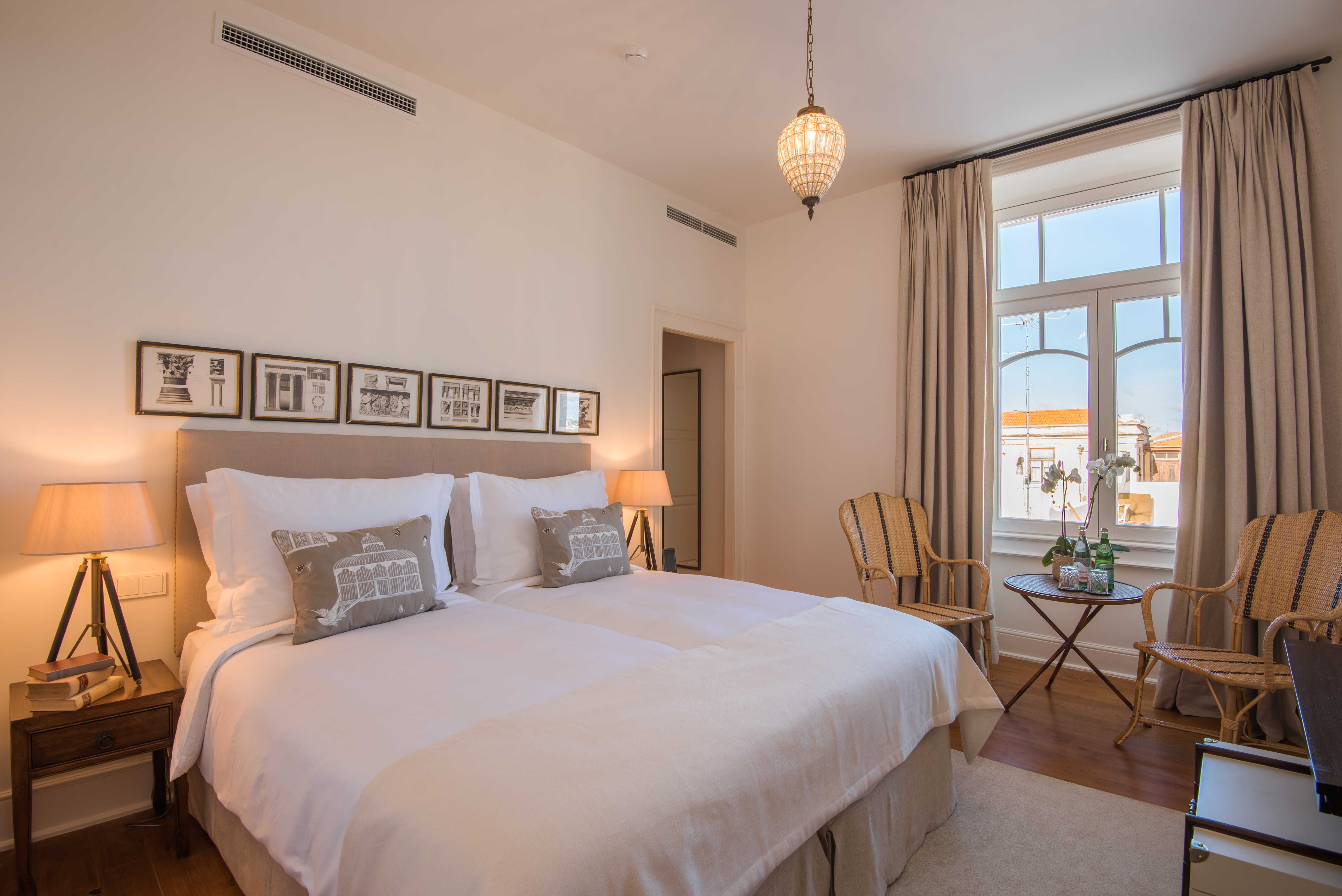 Double or Twin Standard