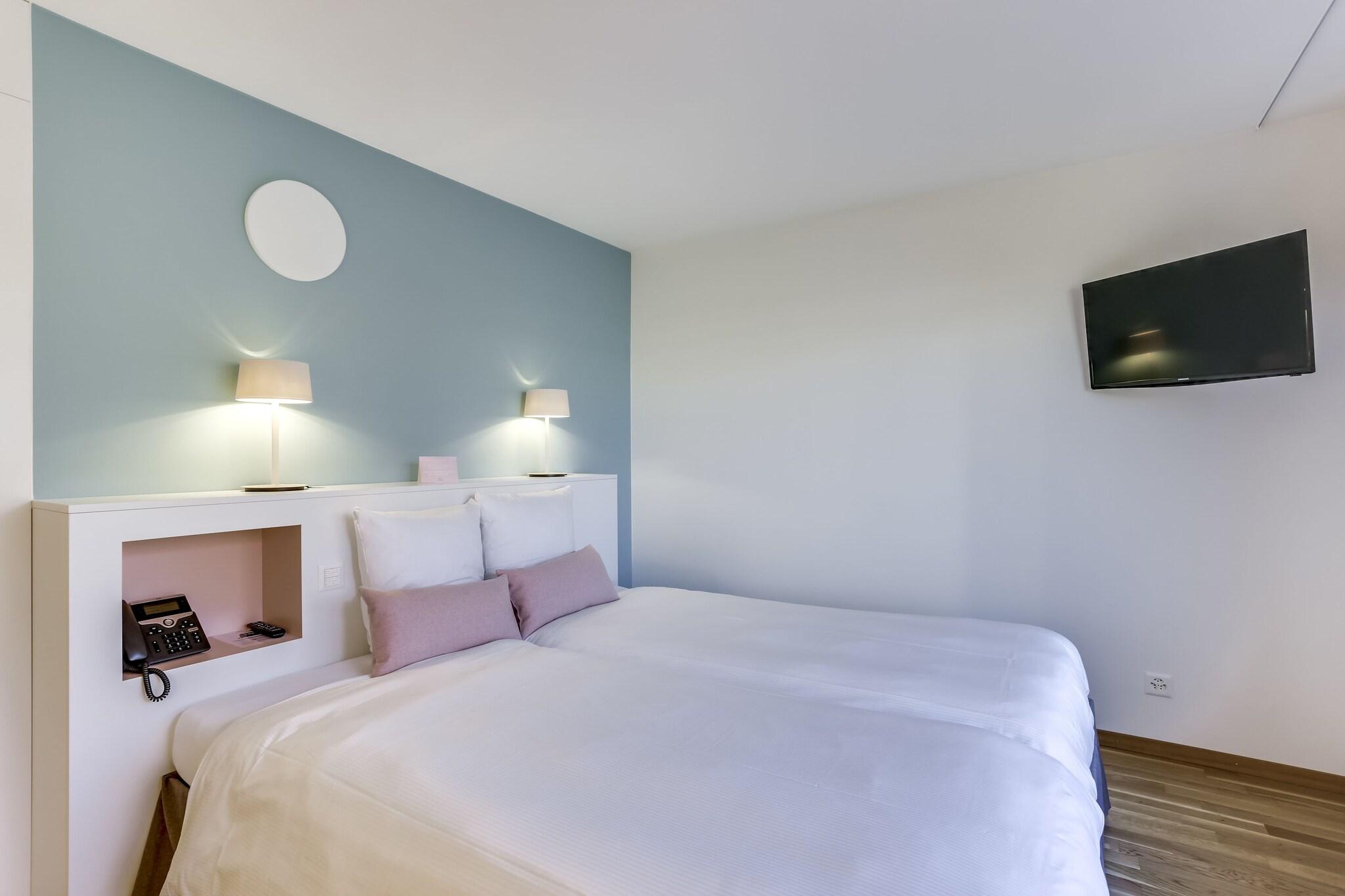 Double or Twin Two Beds