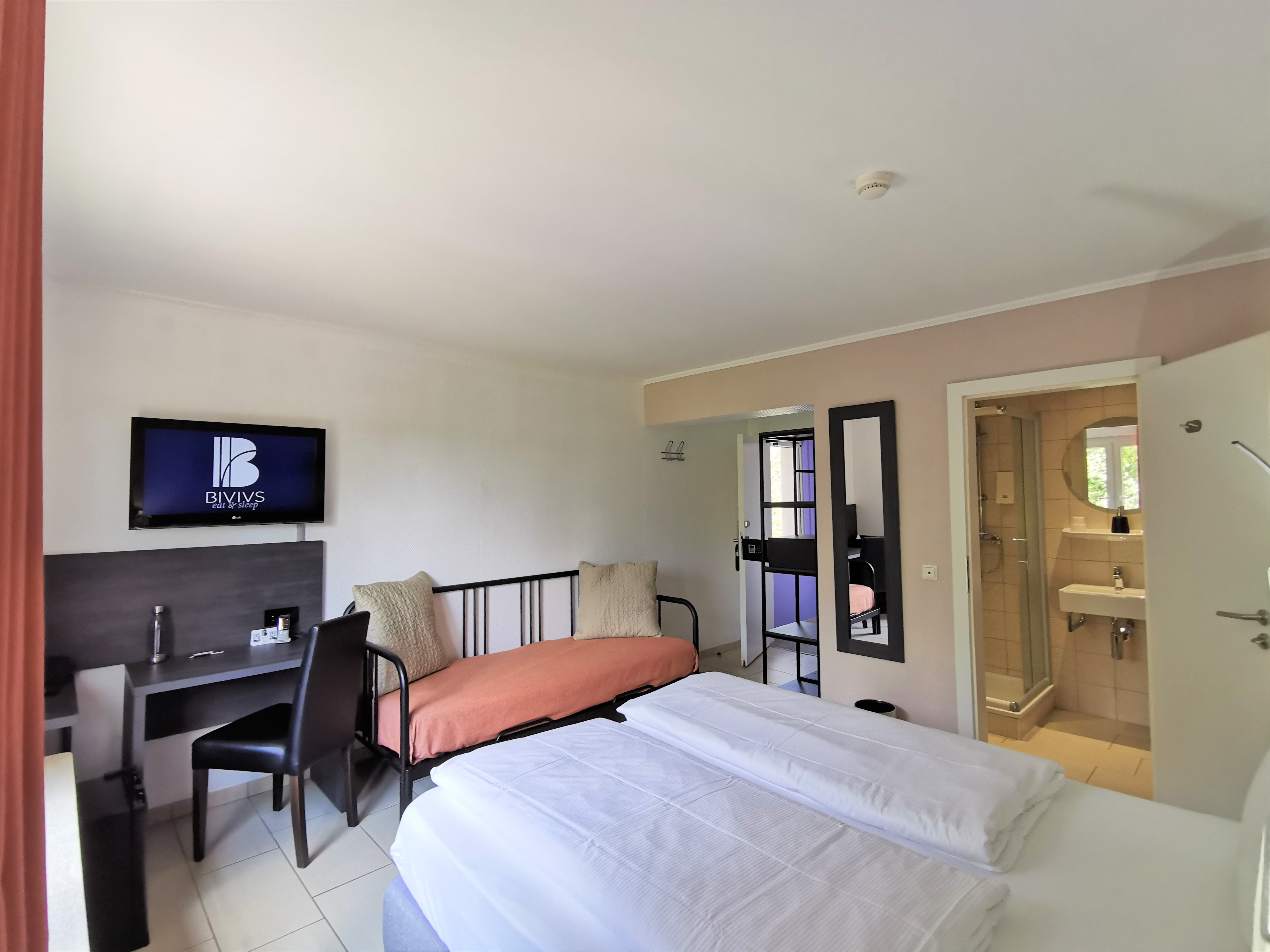 Double Queen Size Bed