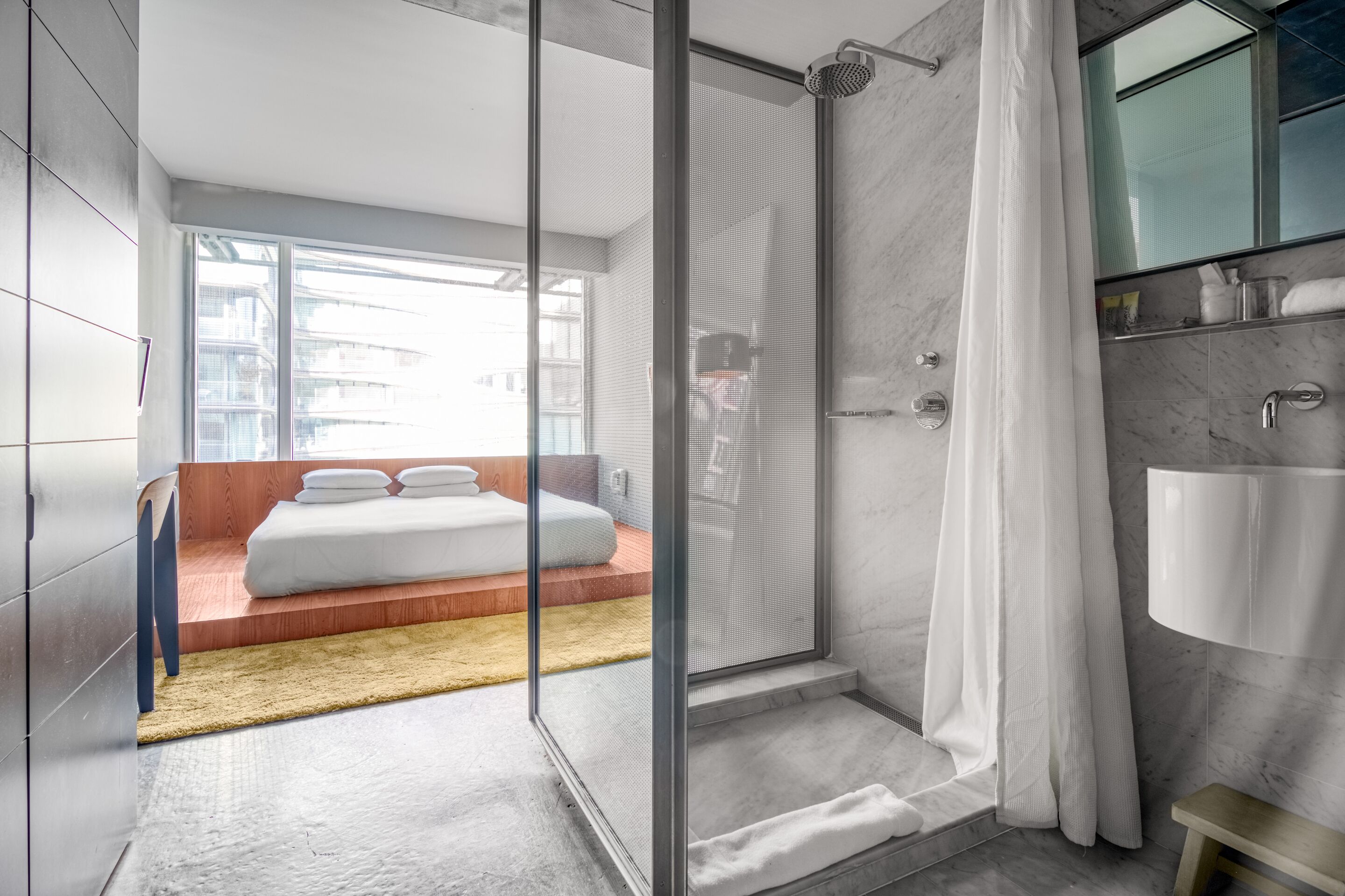 Double Queen Size Bed