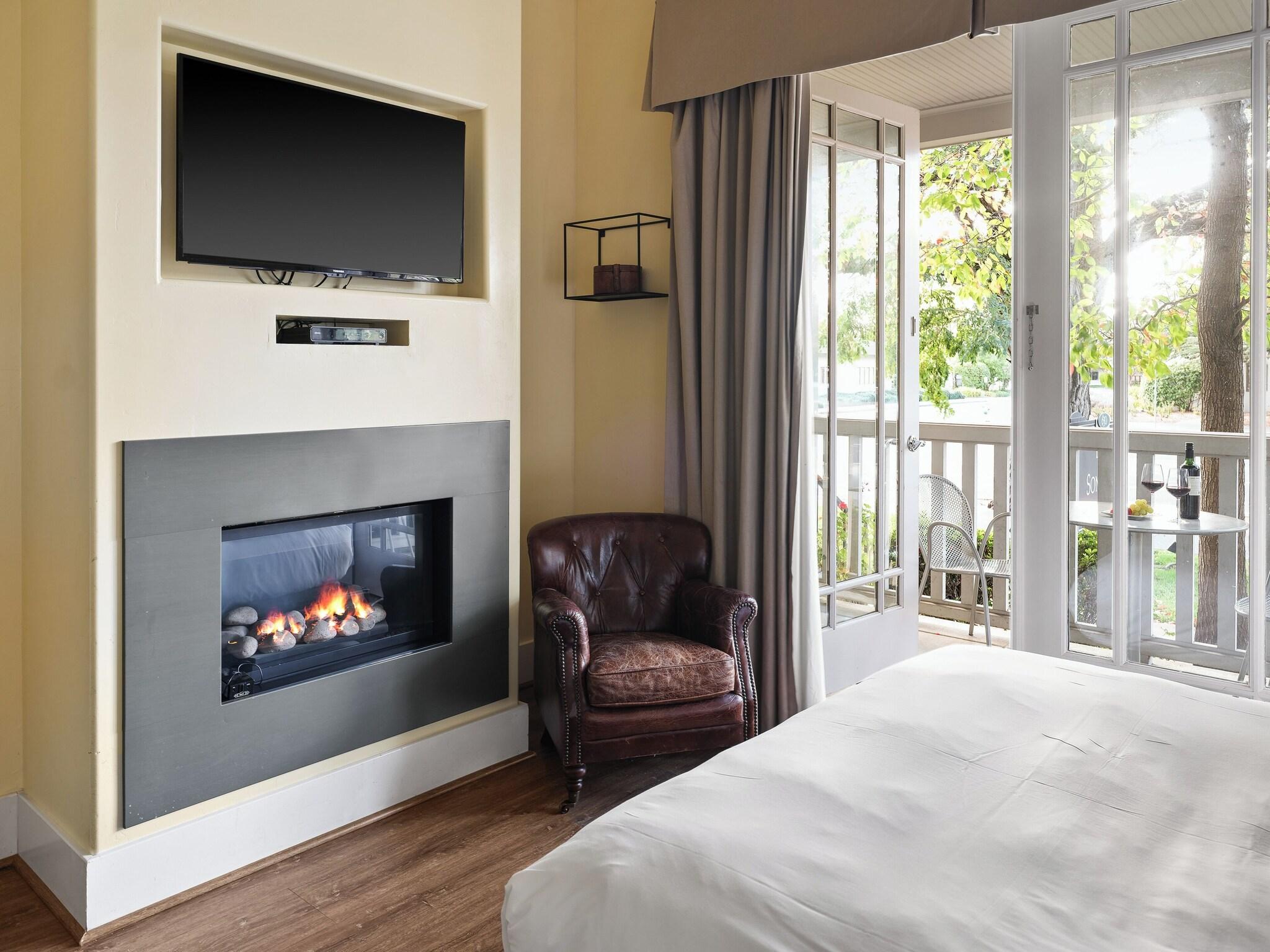 Double Two Queen Beds