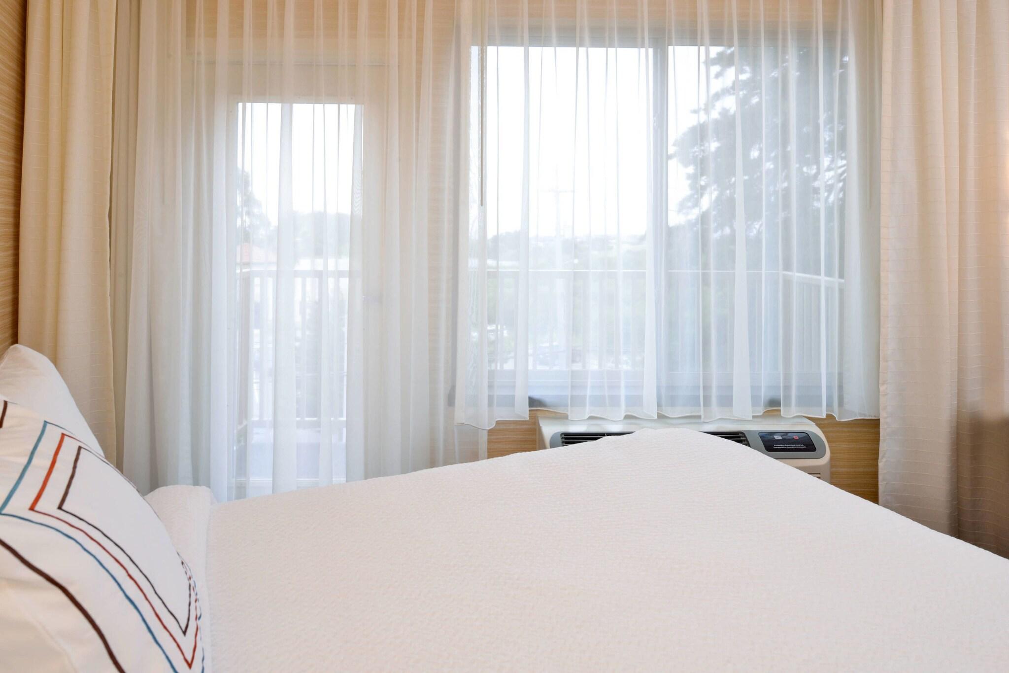 Double Accessible-queen Size Bed