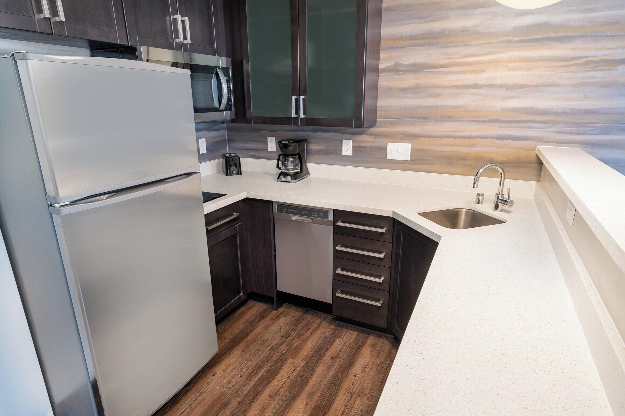 Studio King Size Bed