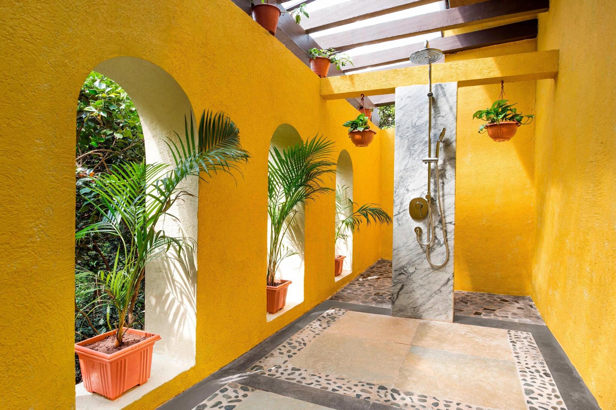 Suite King Bed One Bedroom 