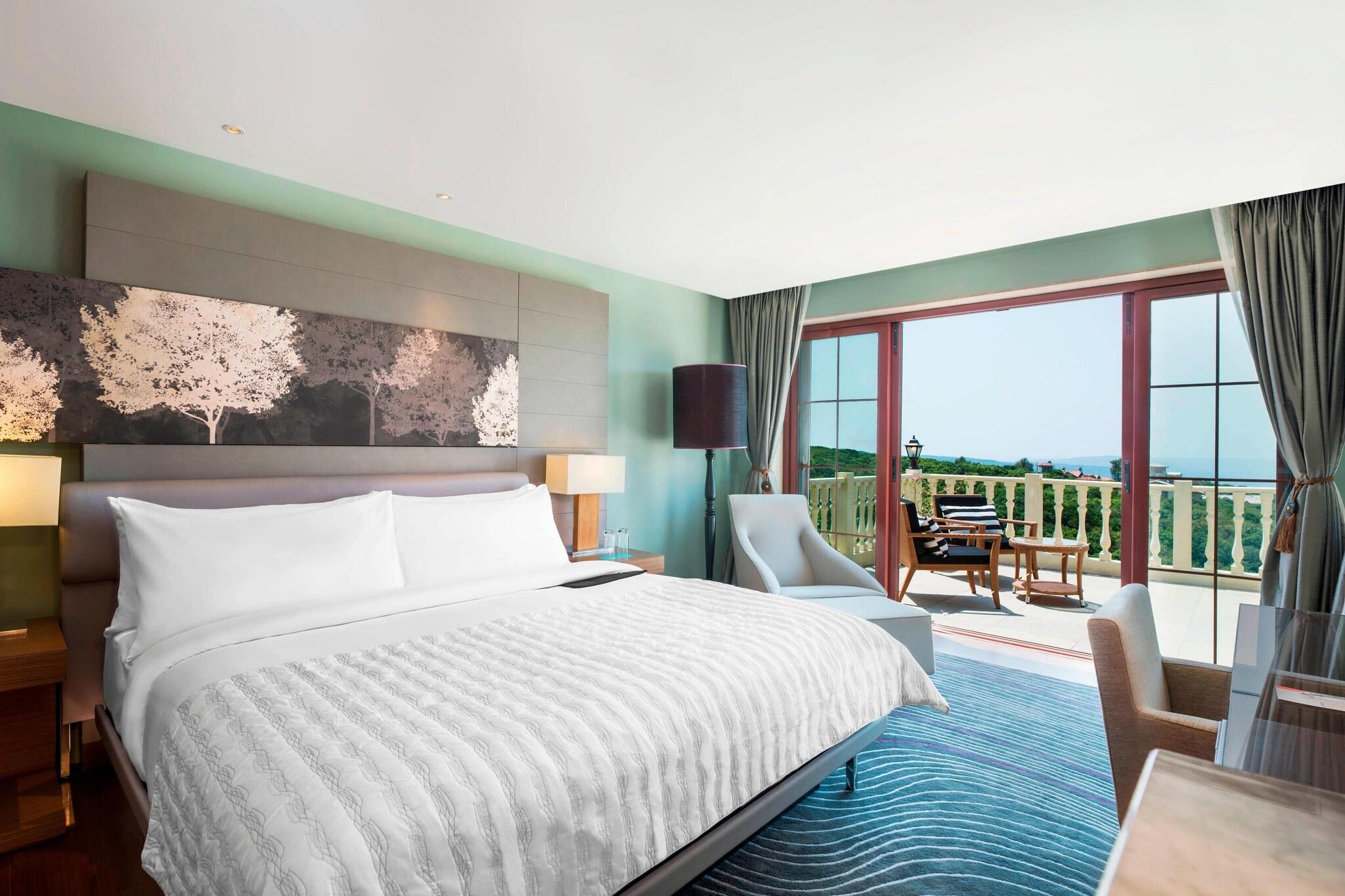 Suite King Bed One Bedroom 