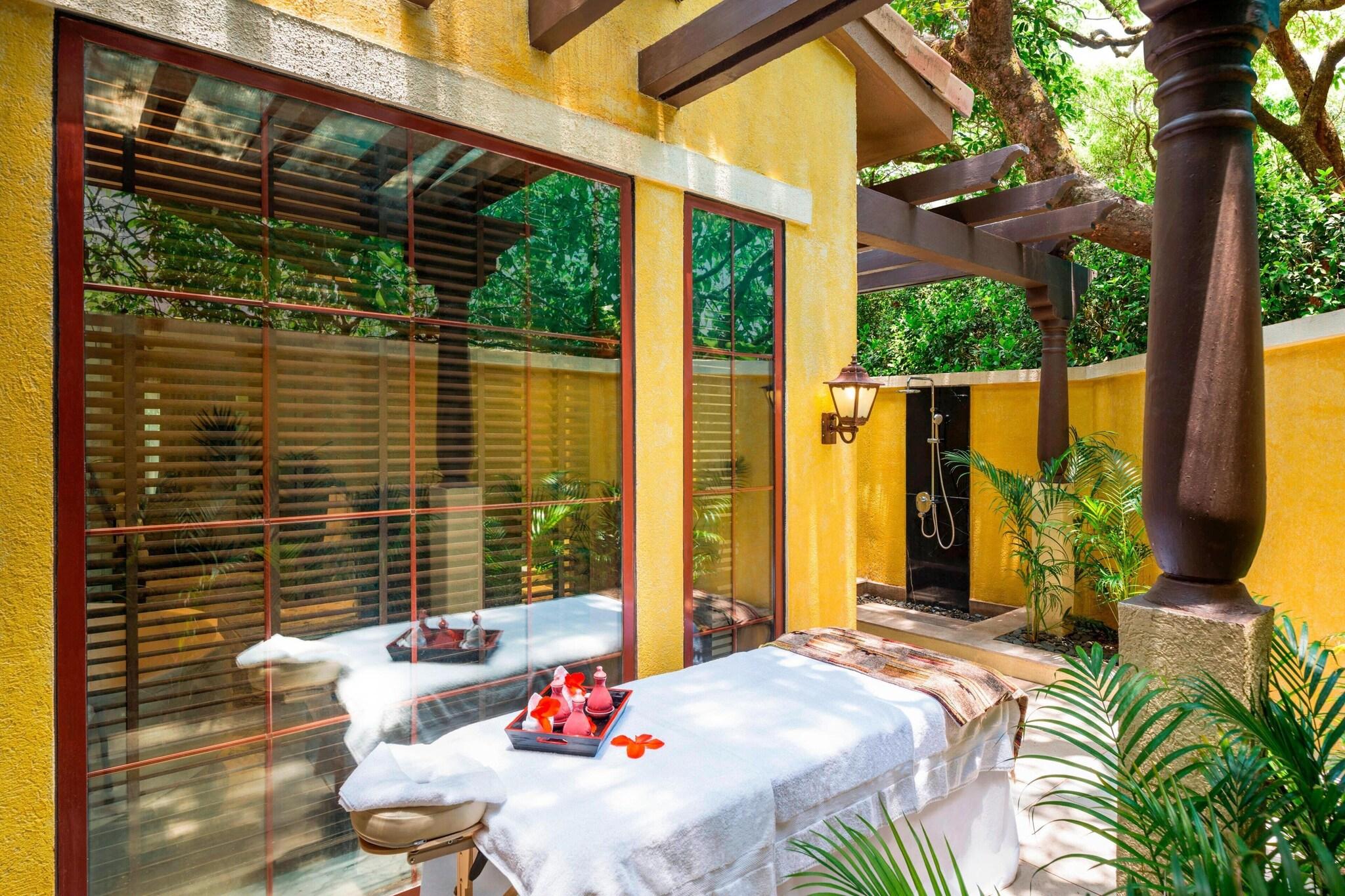 Suite King Bed One Bedroom 