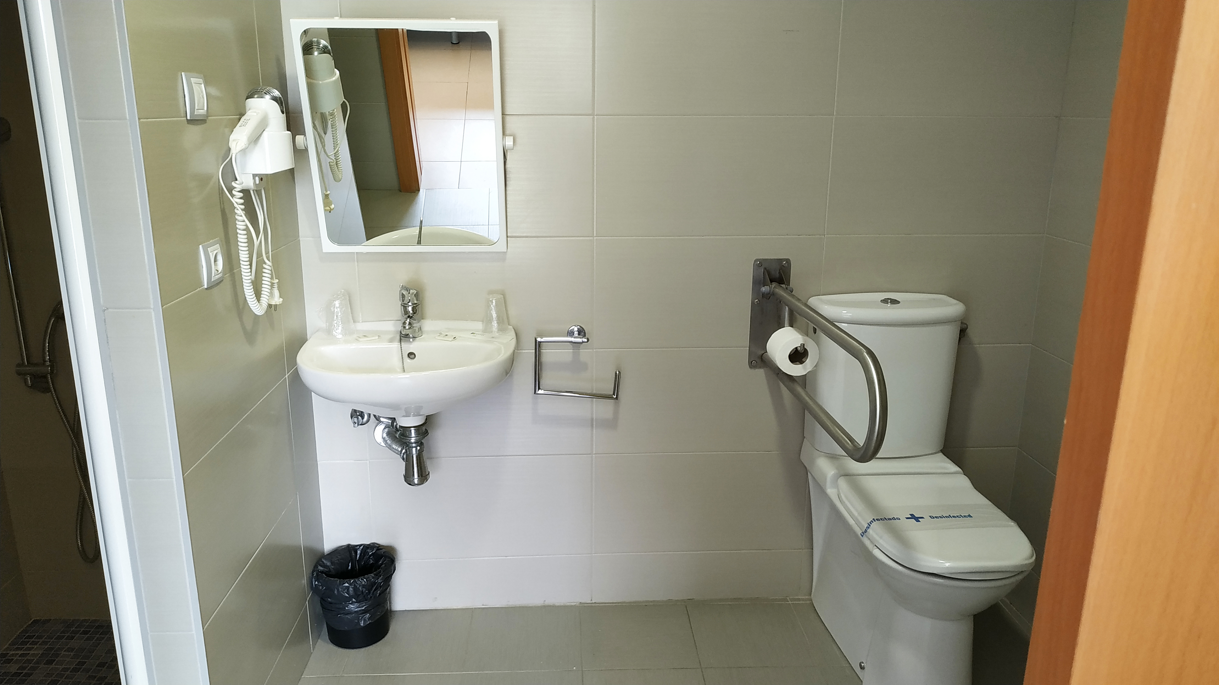 Double or Twin Standard