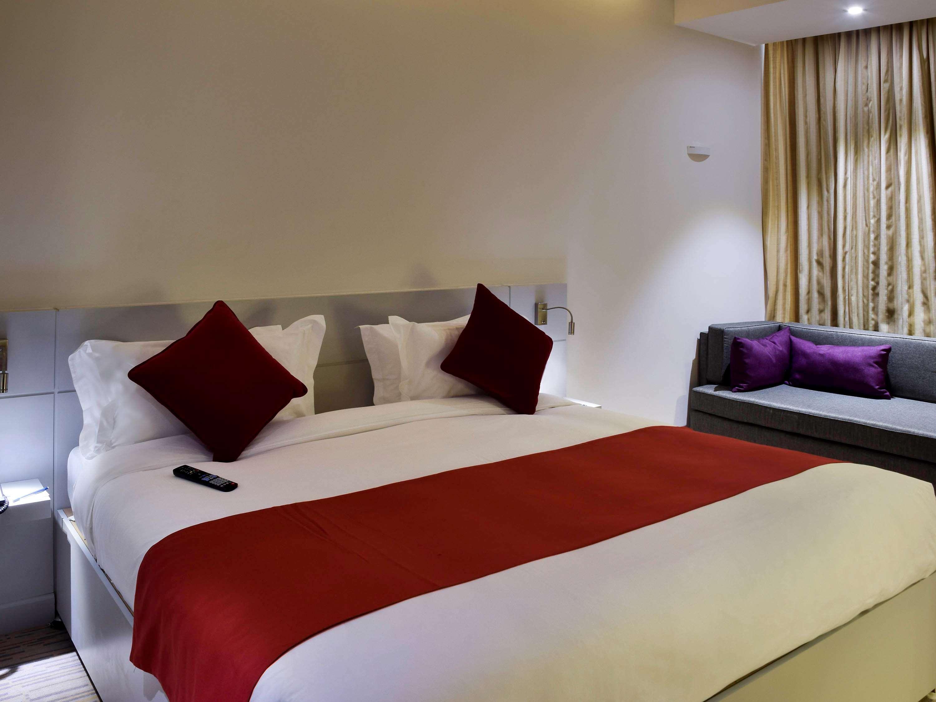 Suite Queen Size Bed