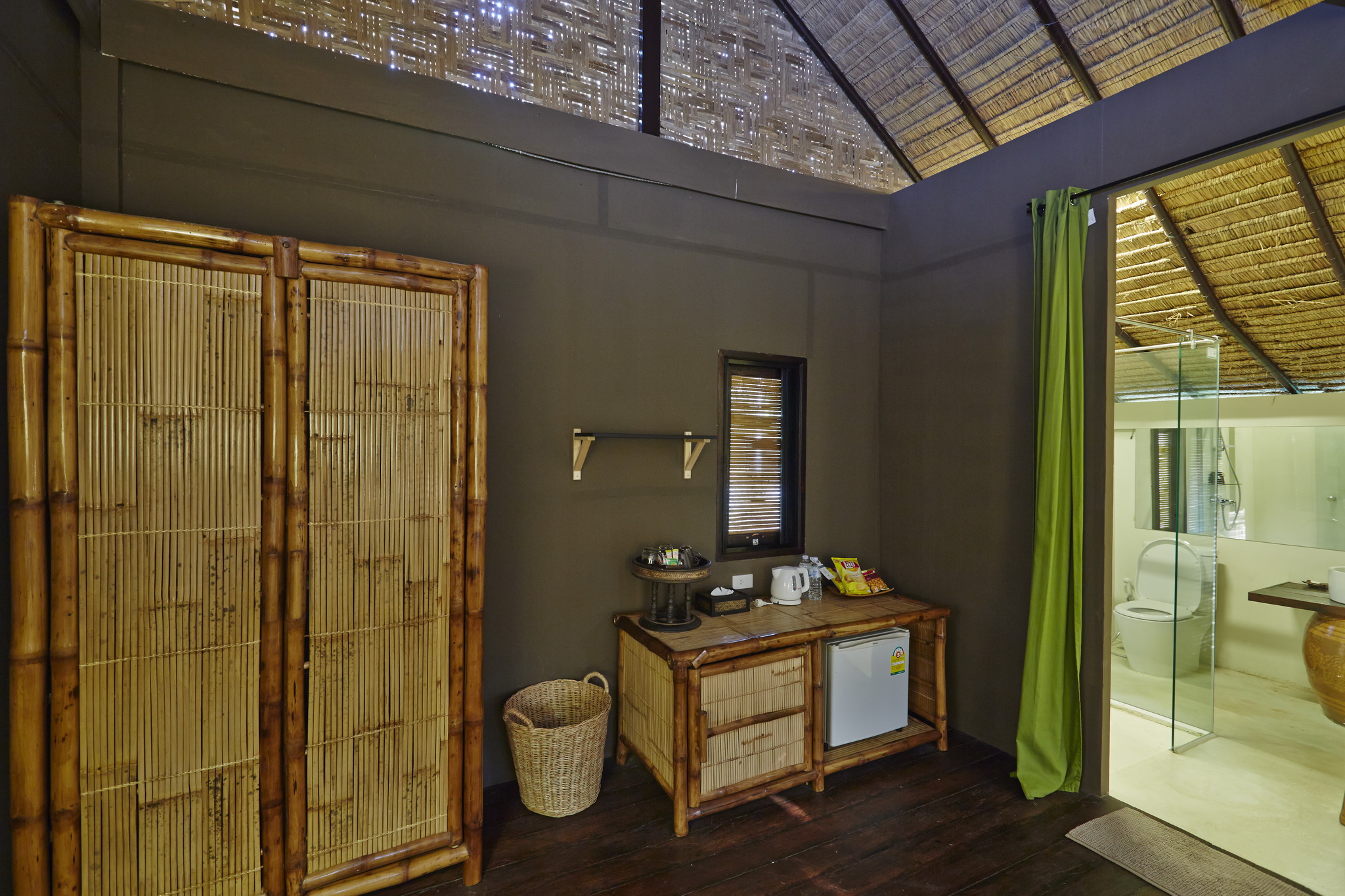 Double or Twin Standard