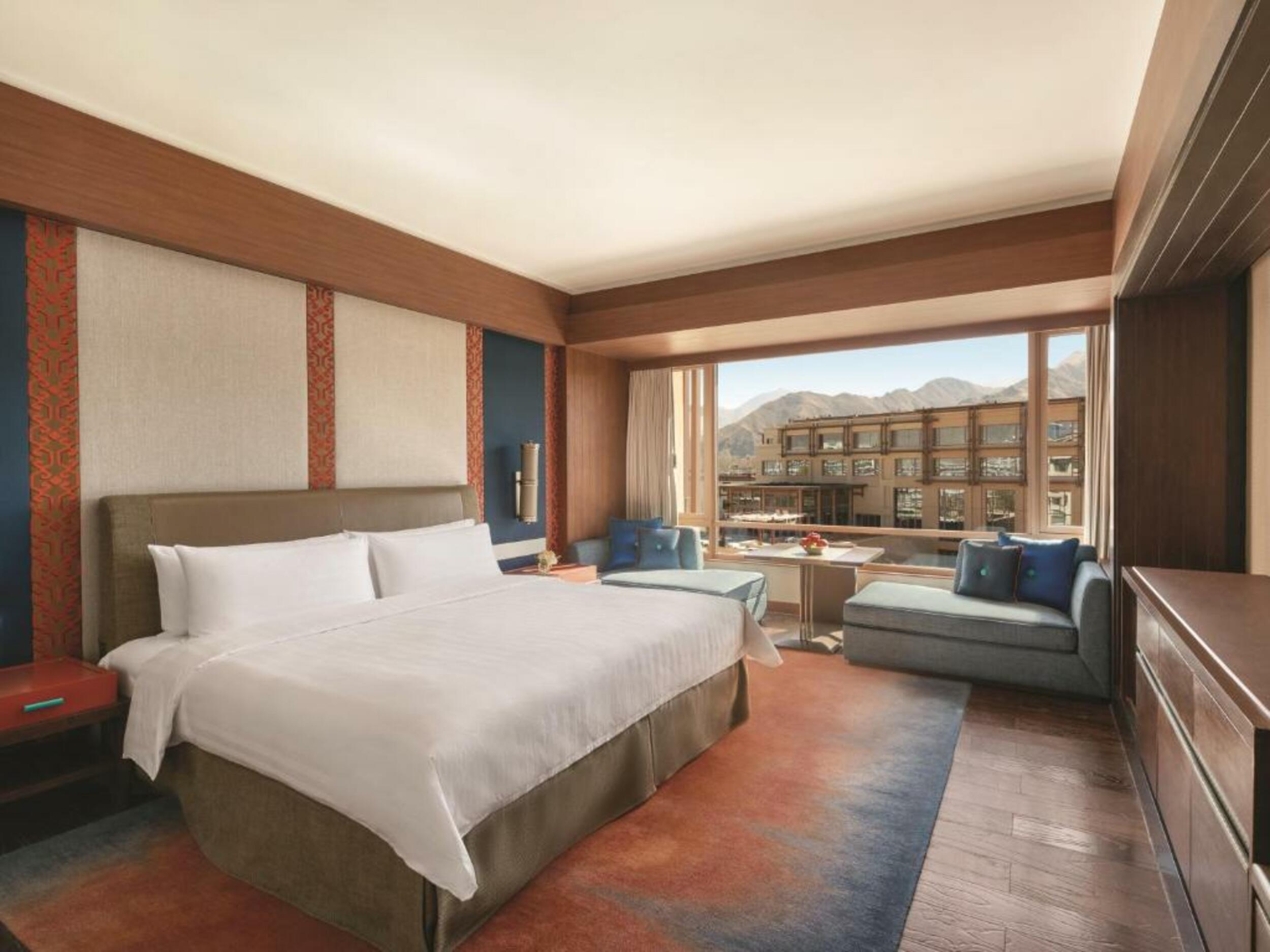 Double Deluxe King Bed