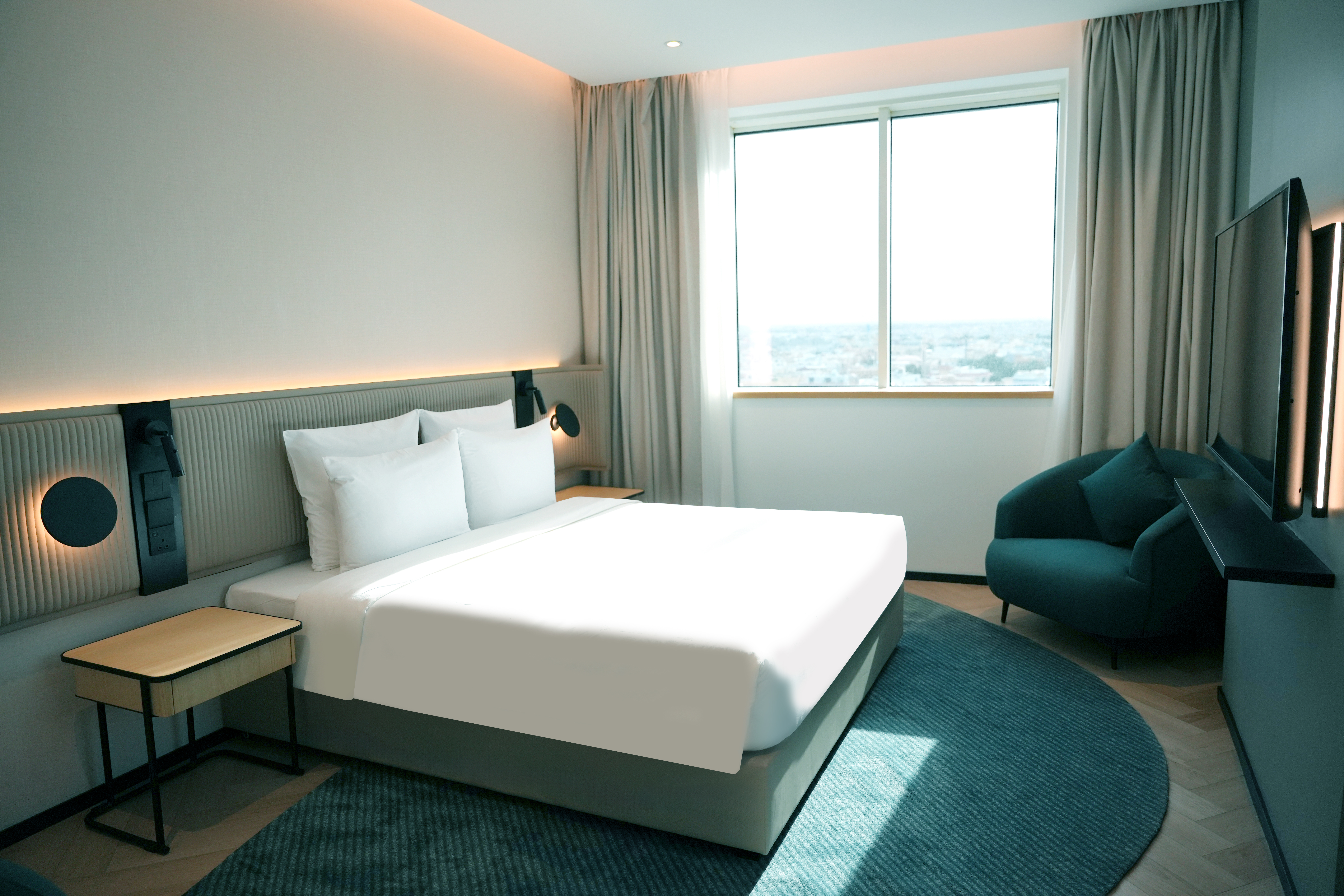 Double Deluxe Queen Bed