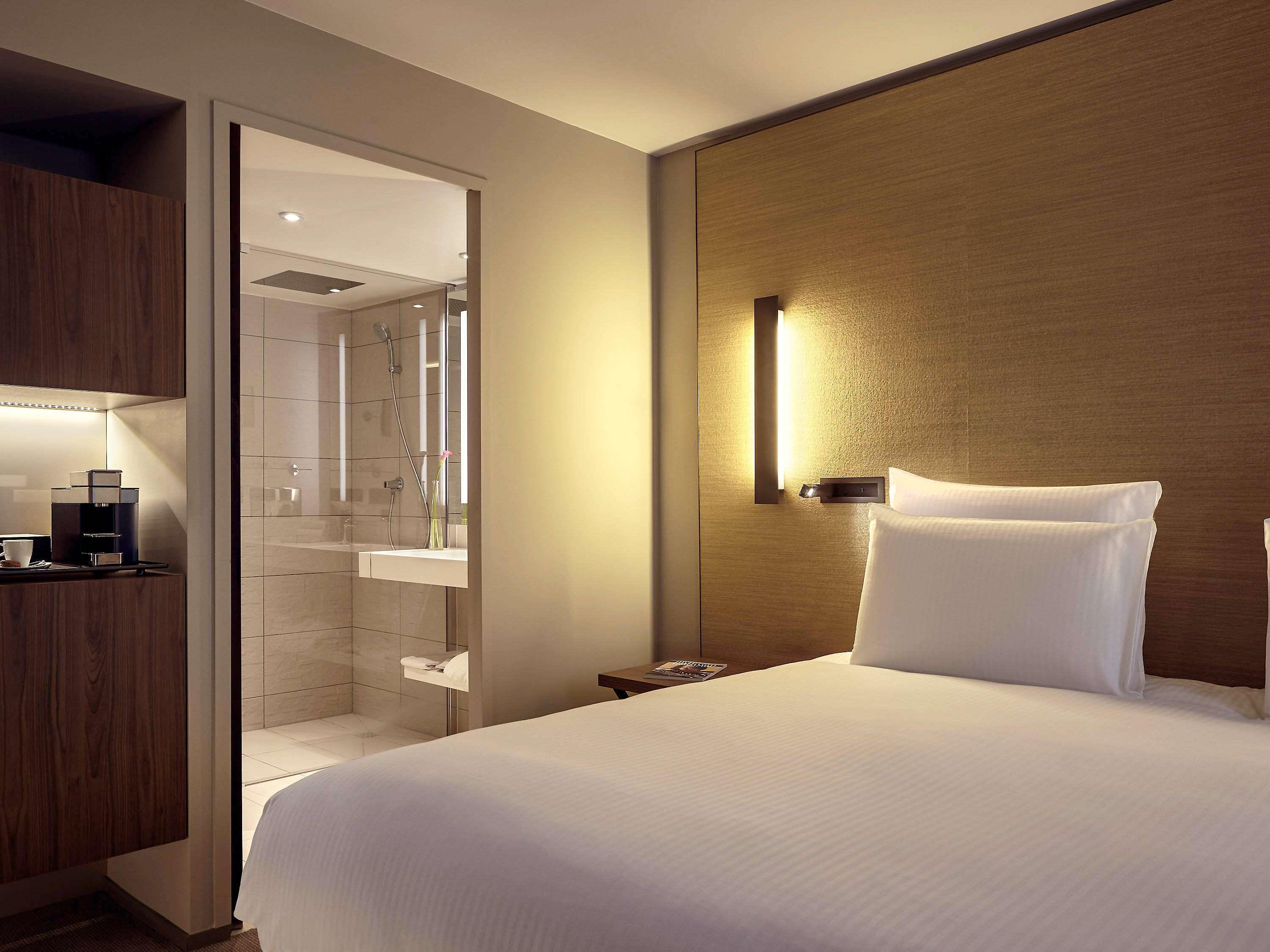 Double Classic King Bed